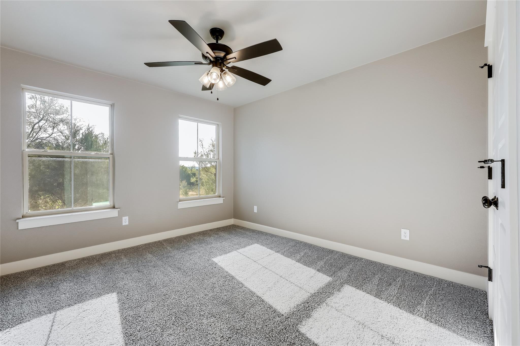 2502 Truman Dr, Lago Vista, TX 78645