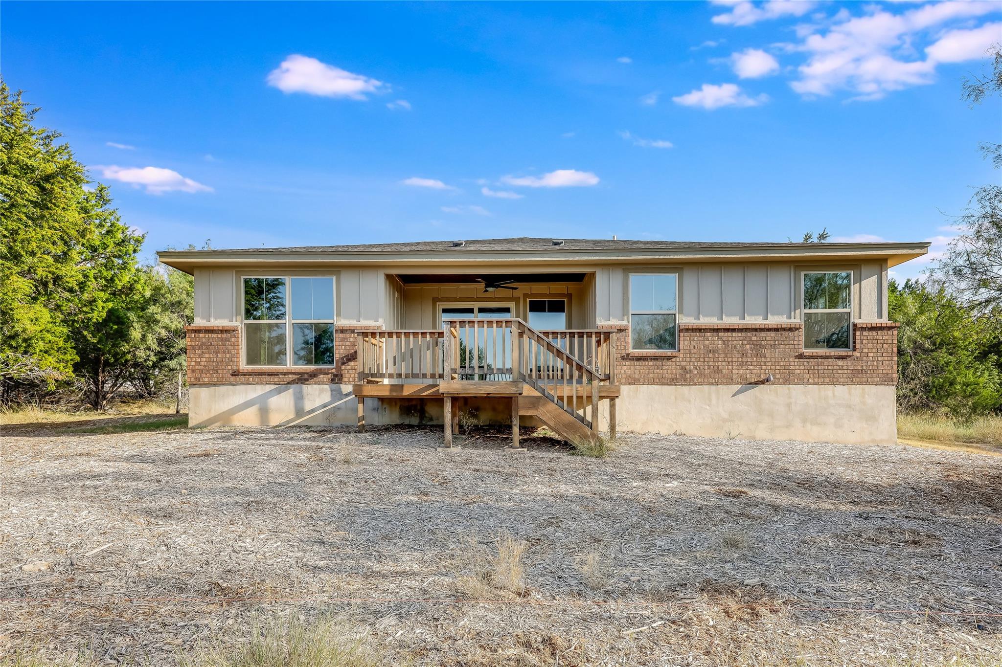 2502 Truman Dr, Lago Vista, TX 78645