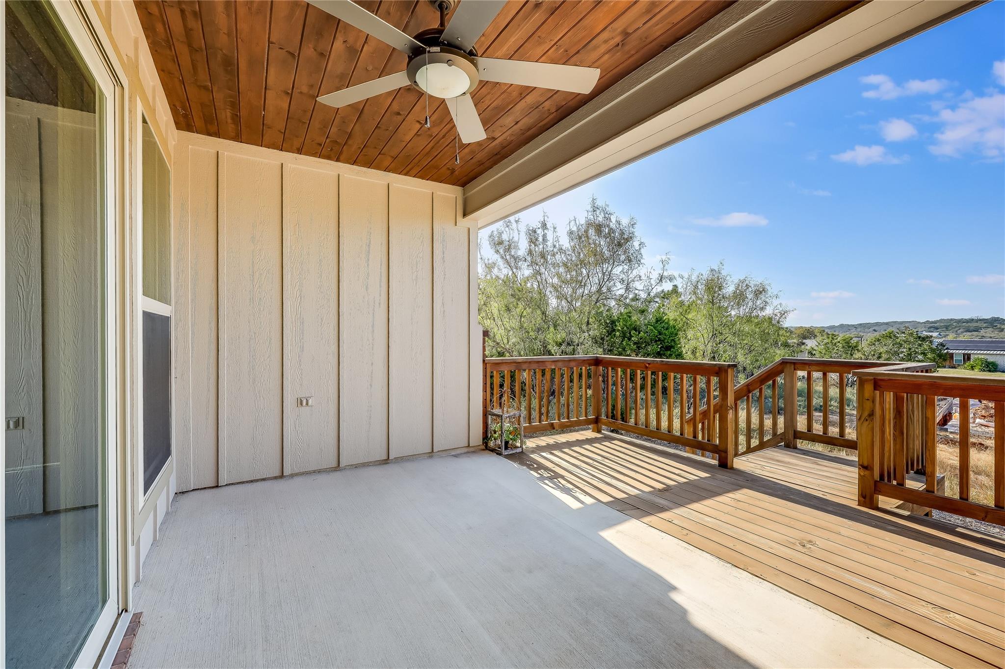 2502 Truman Dr, Lago Vista, TX 78645