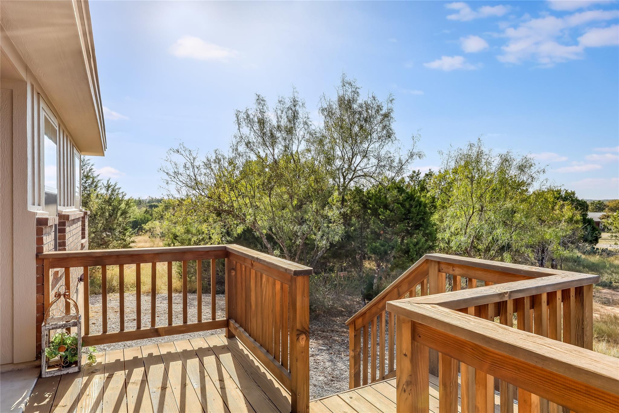 2502 Truman Dr, Lago Vista, TX 78645