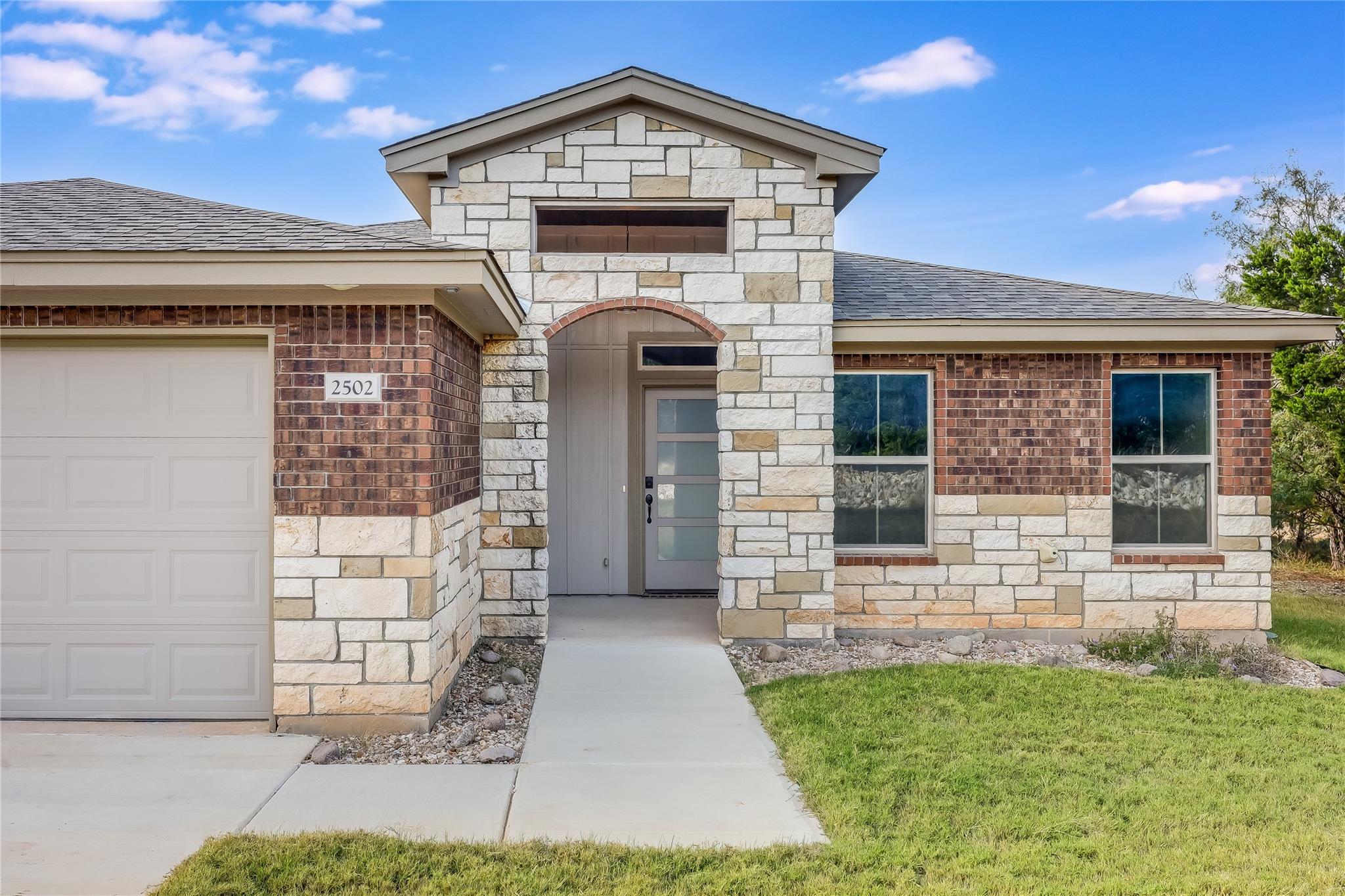 2502 Truman Dr, Lago Vista, TX 78645