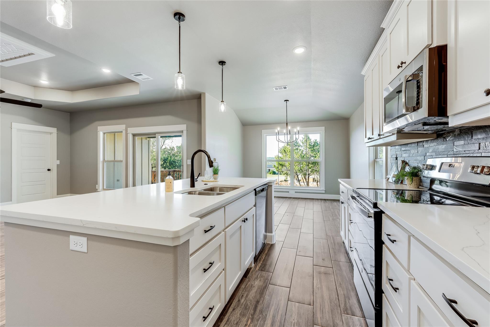 2502 Truman Dr, Lago Vista, TX 78645