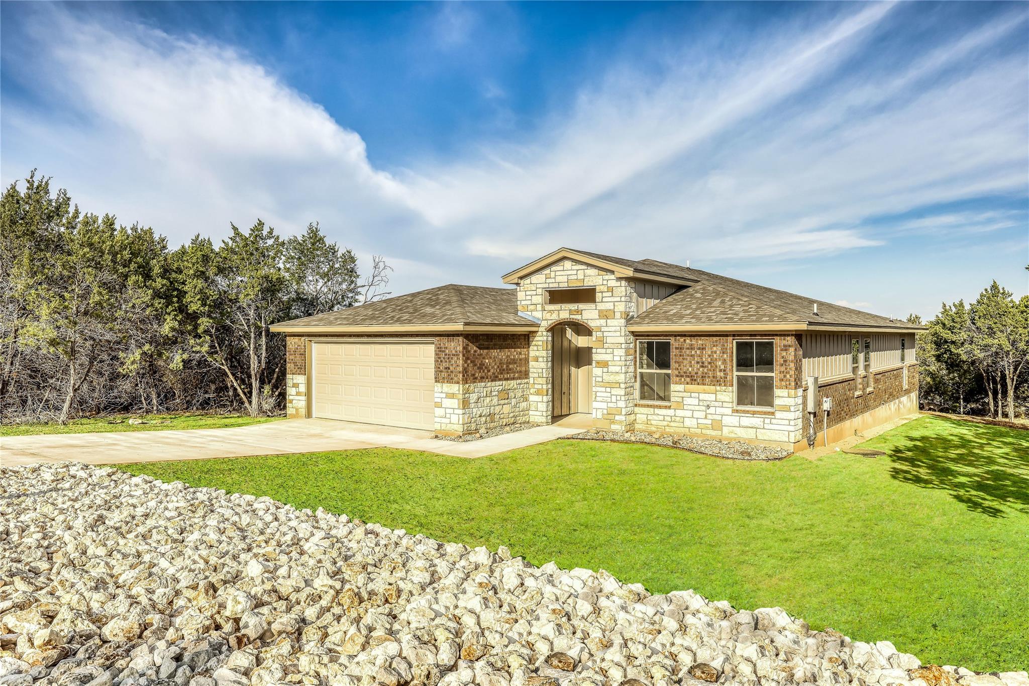 2502 Truman Dr, Lago Vista, TX 78645