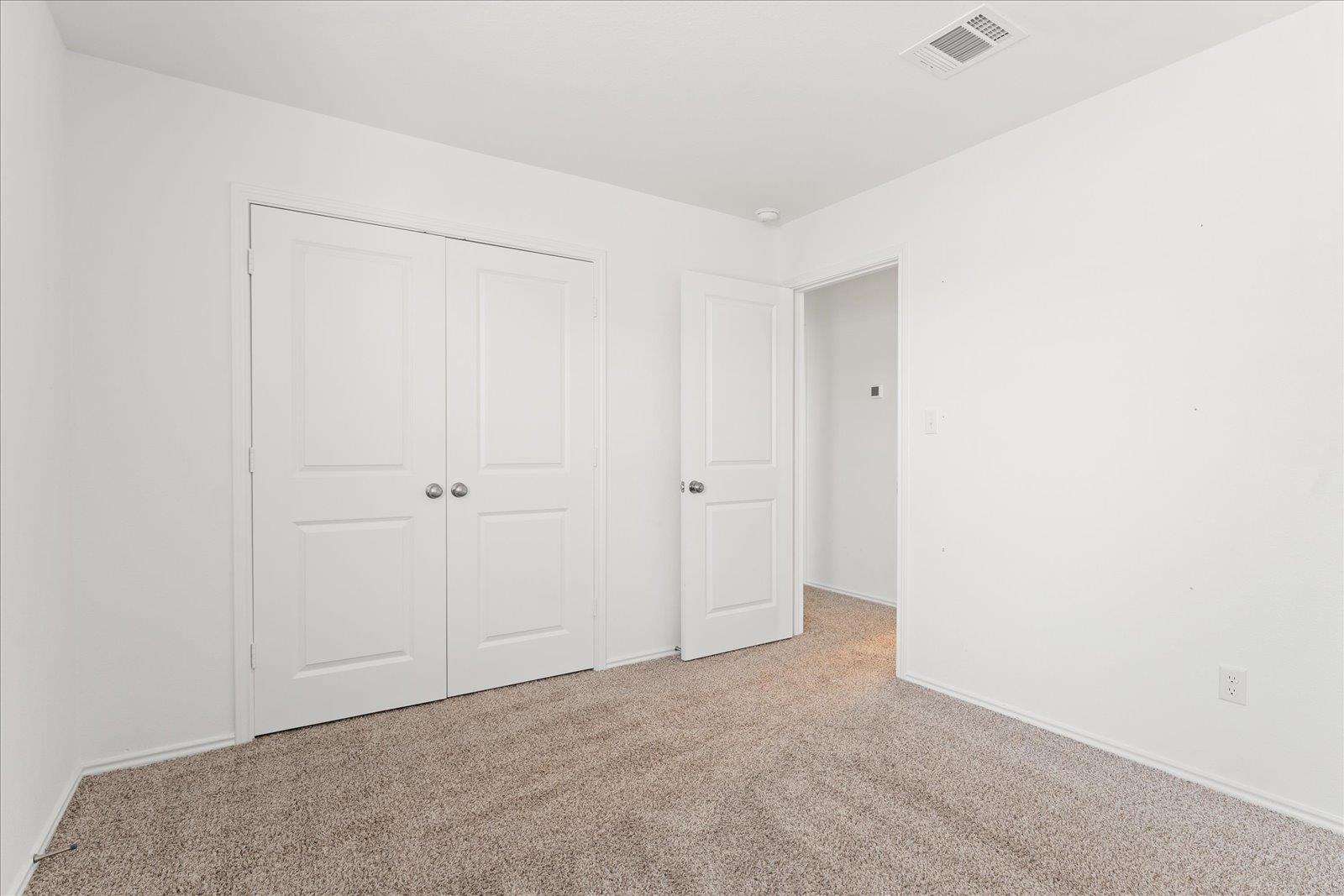 905 Powell St, Kyle, TX 78640