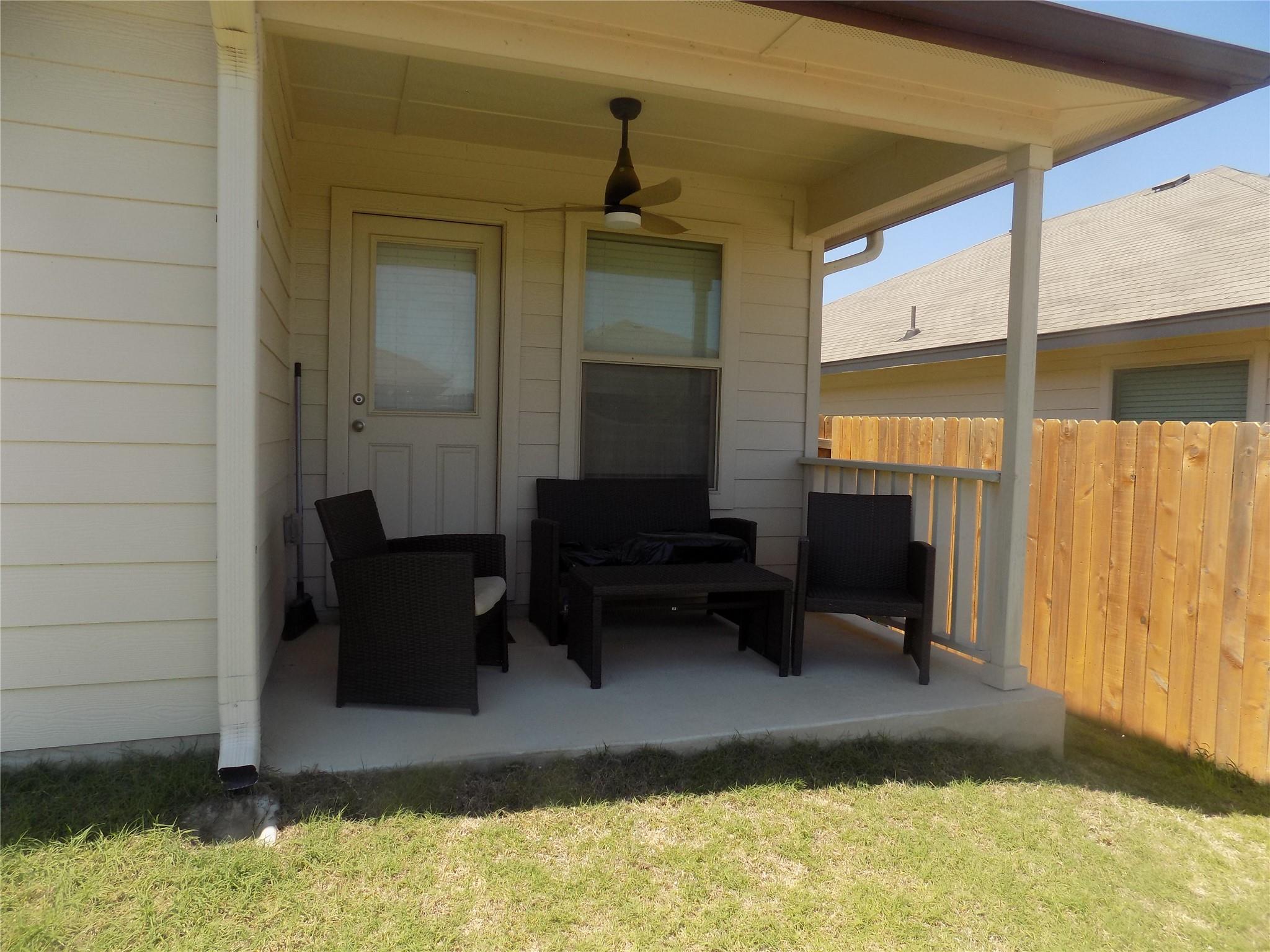 124 Rearden Blvd, Jarrell, TX 76537