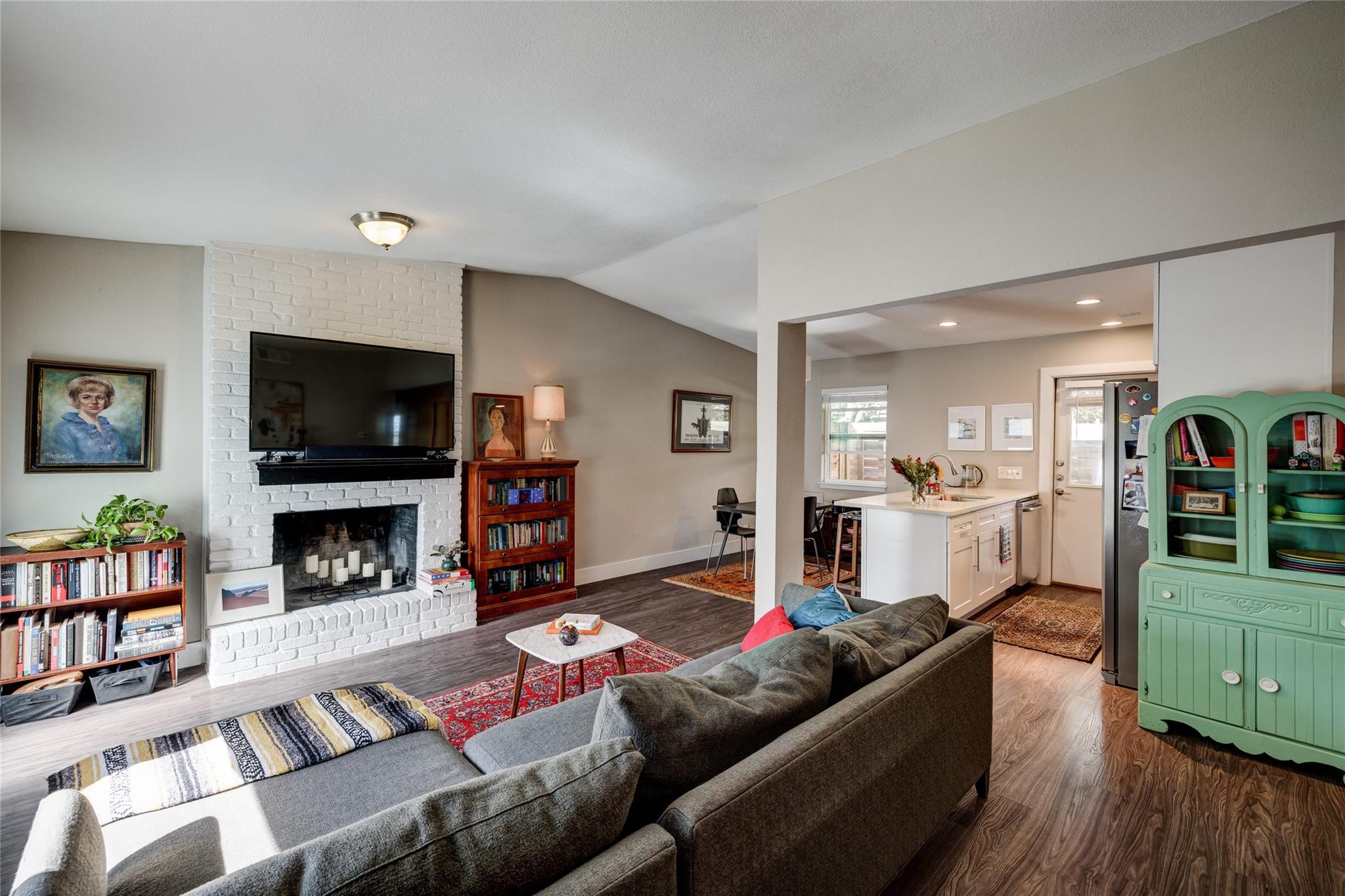 6306 Vioitha Dr # B, Austin, TX 78723