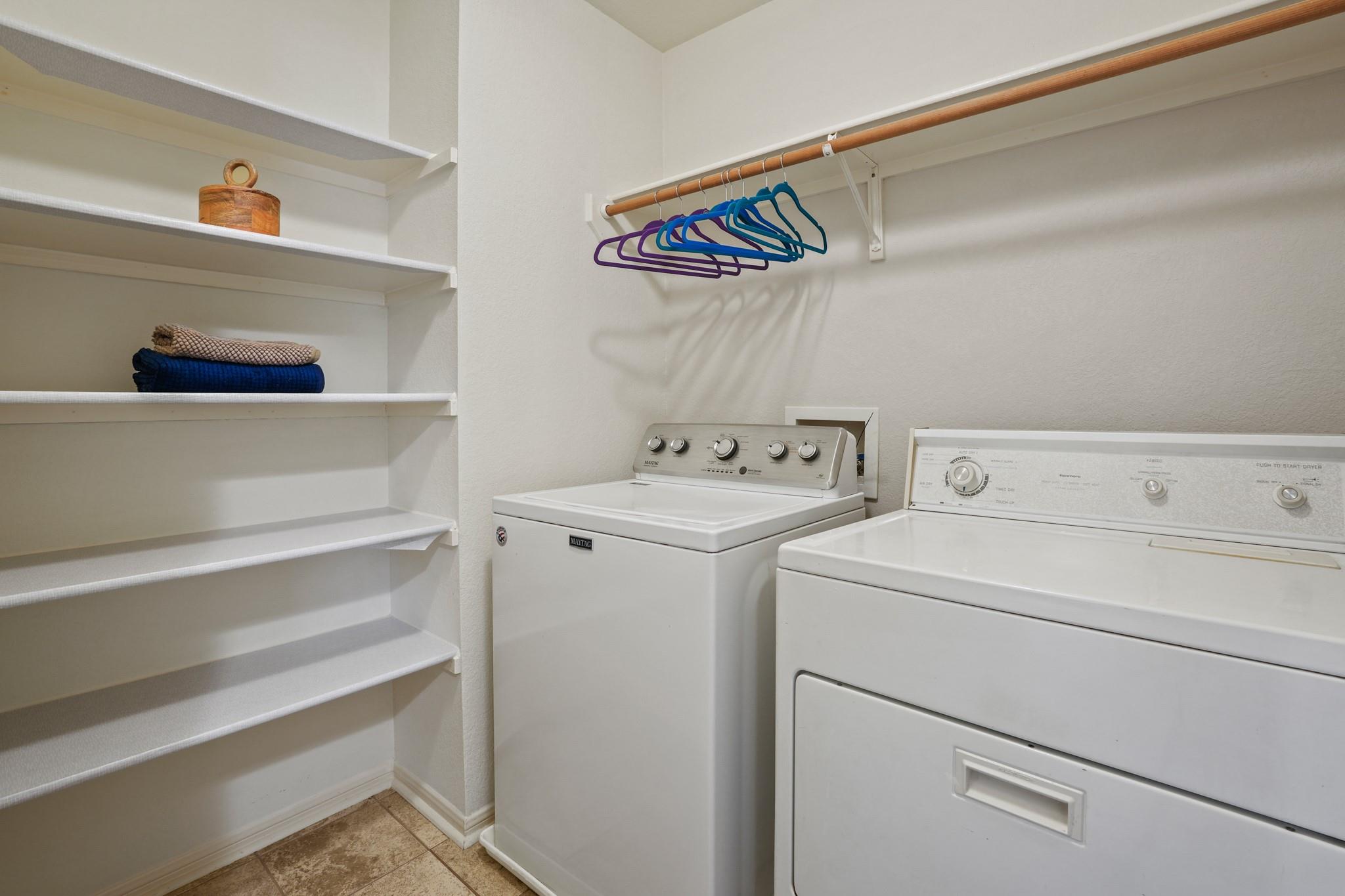 3725 Birdhouse Dr, Round Rock, TX 78665