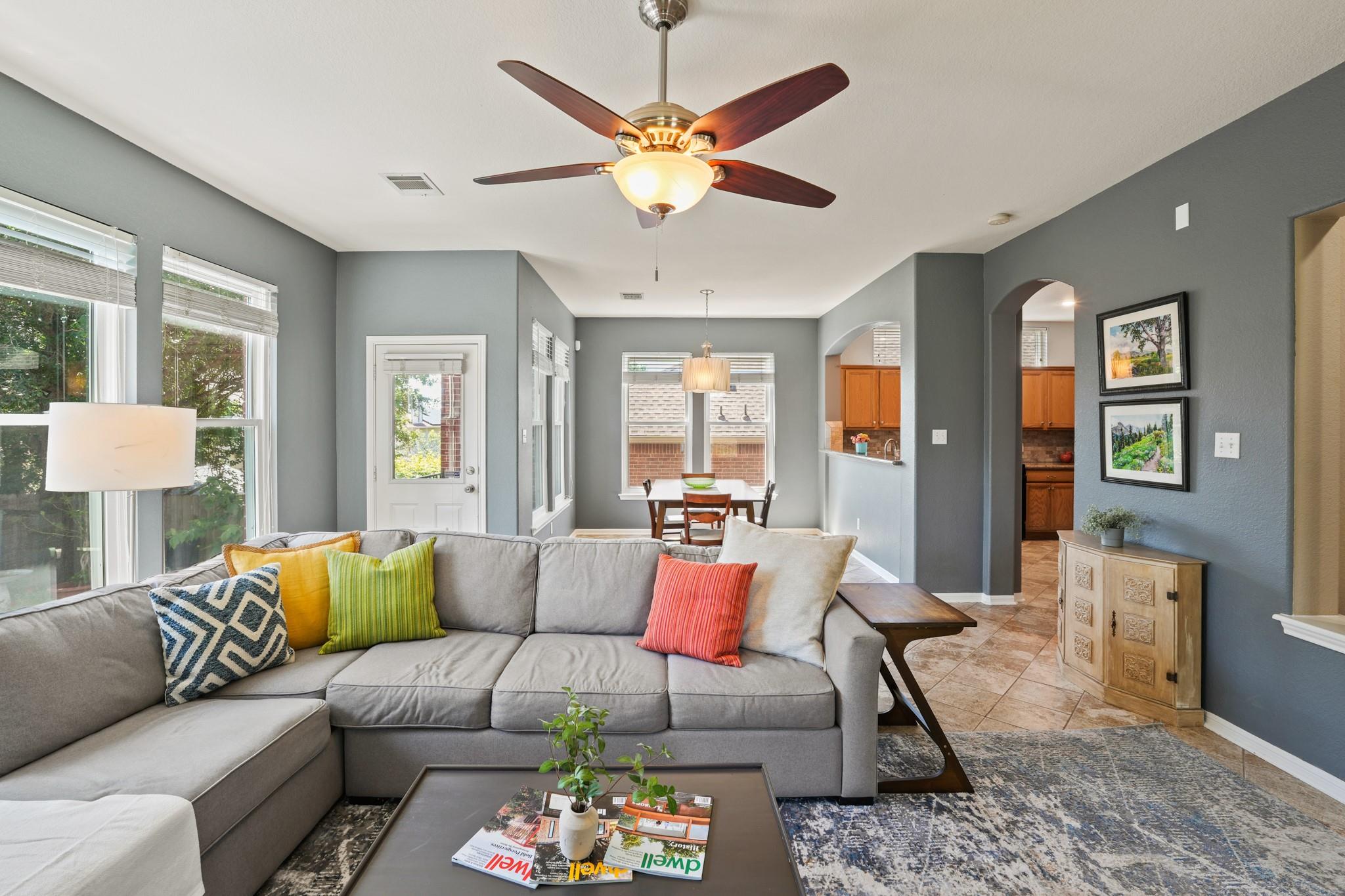 3725 Birdhouse Dr, Round Rock, TX 78665