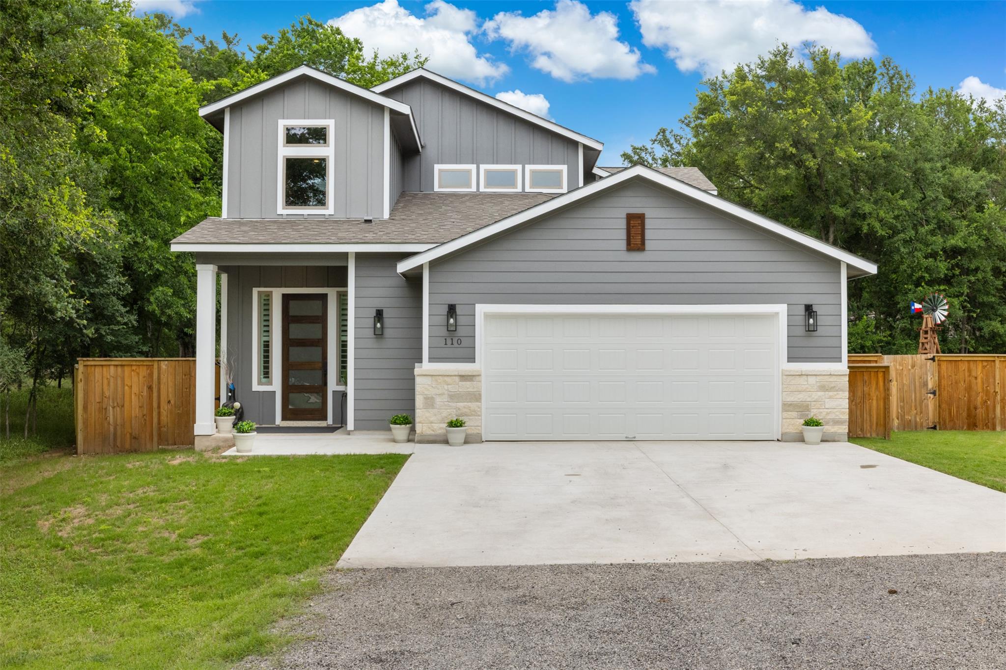 110 Manana Ct, Bastrop, TX 78602