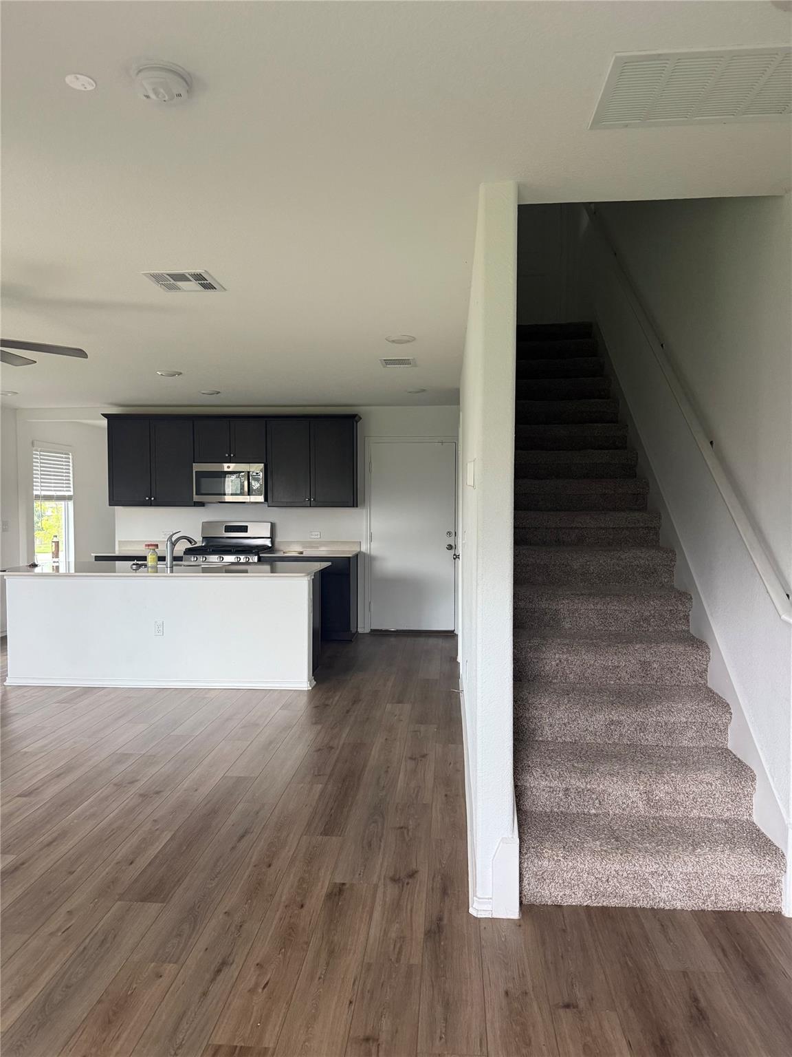 7316 Sparkling Light Dr # B, Del Valle, TX 78617