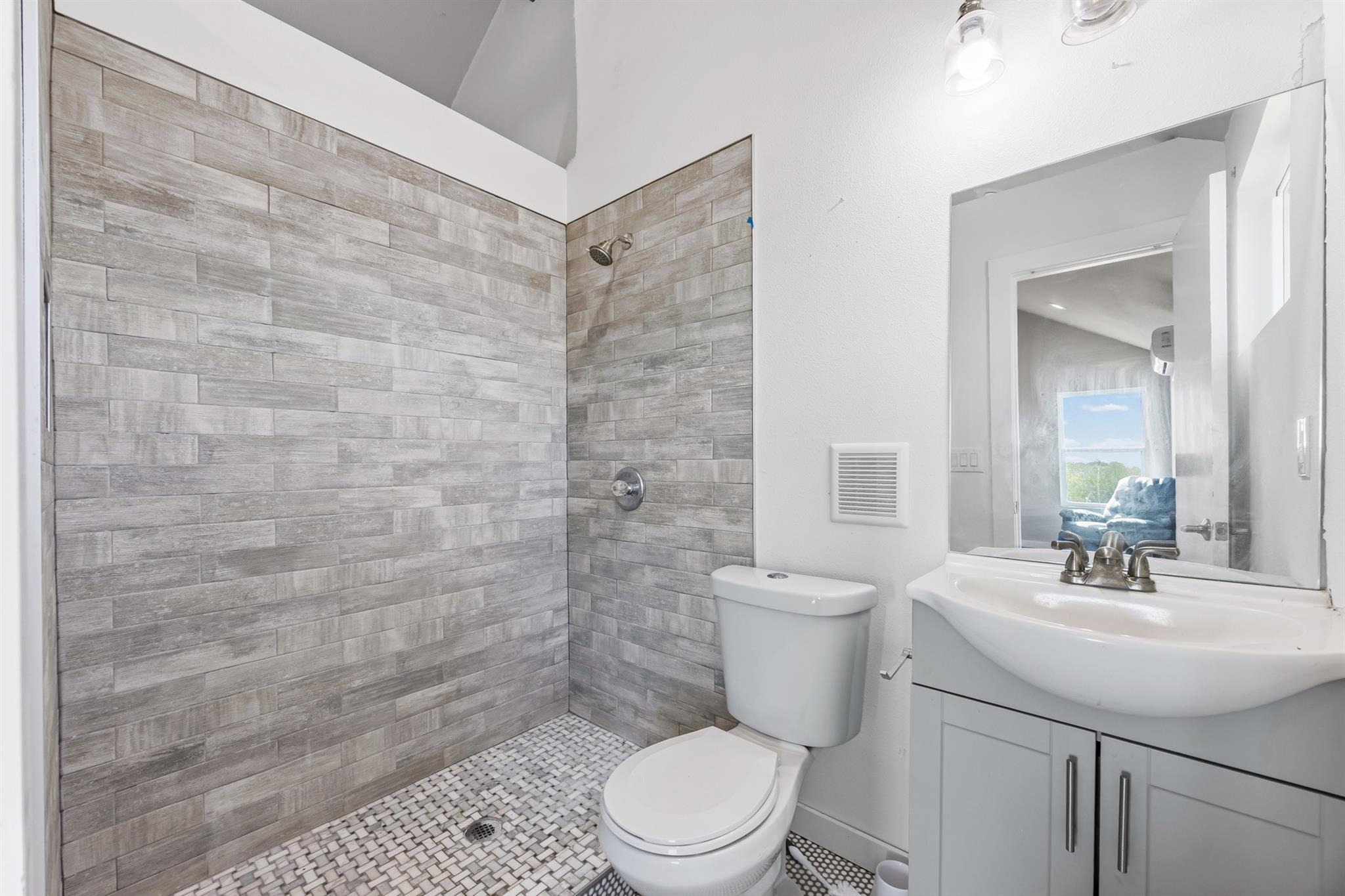 1178 Black Ankle Rd, Lockhart, TX 78644