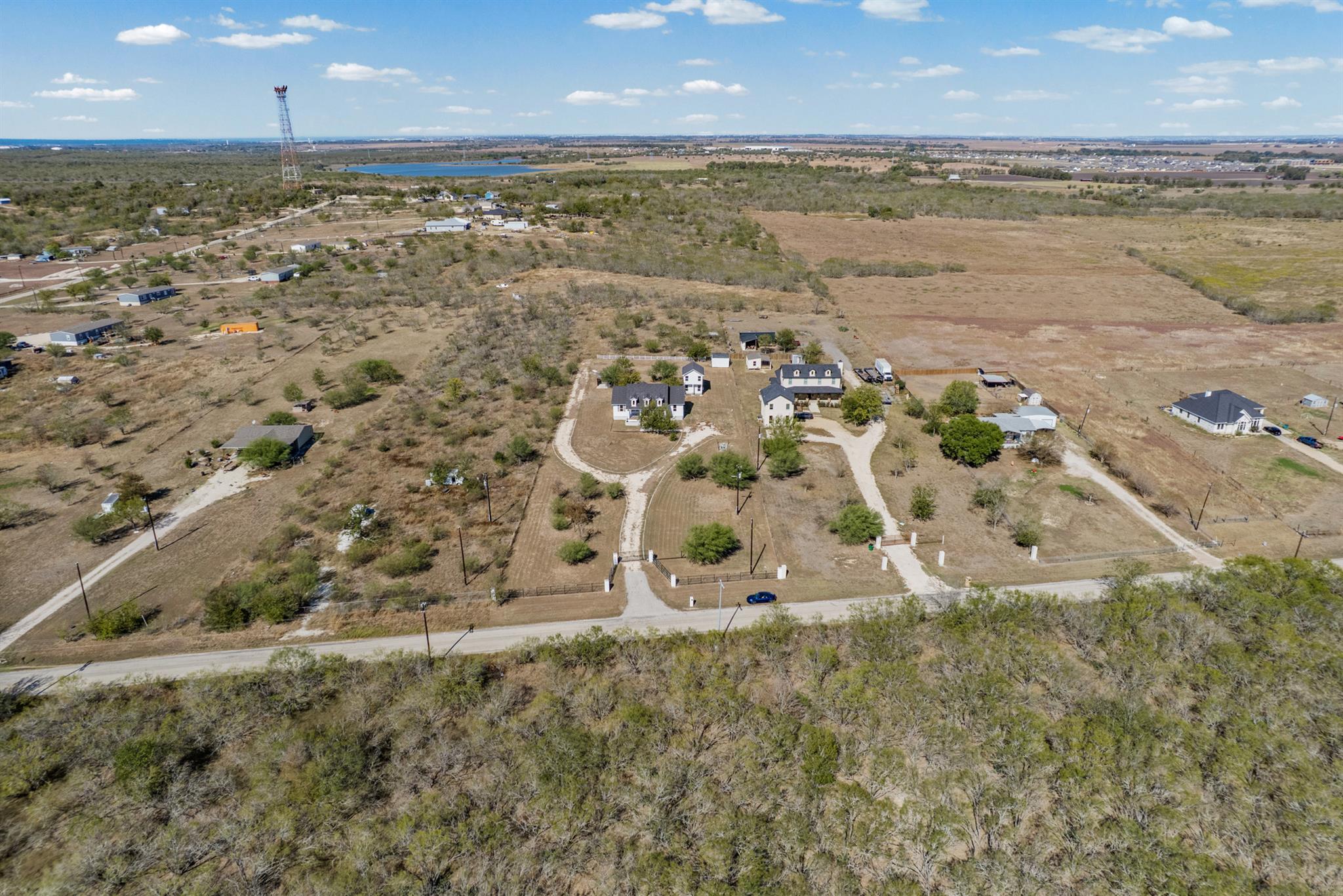 1178 Black Ankle Rd, Lockhart, TX 78644