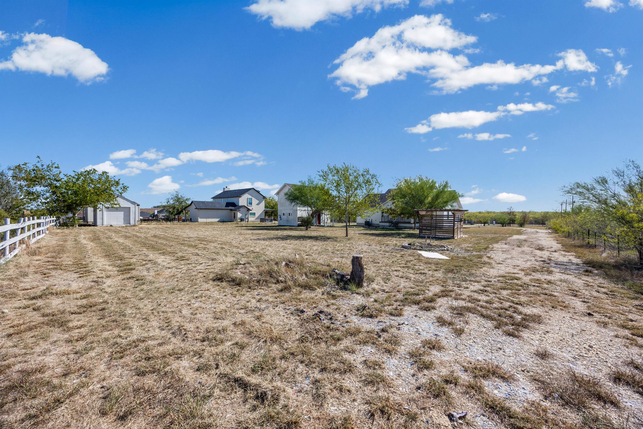 1178 Black Ankle Rd, Lockhart, TX 78644