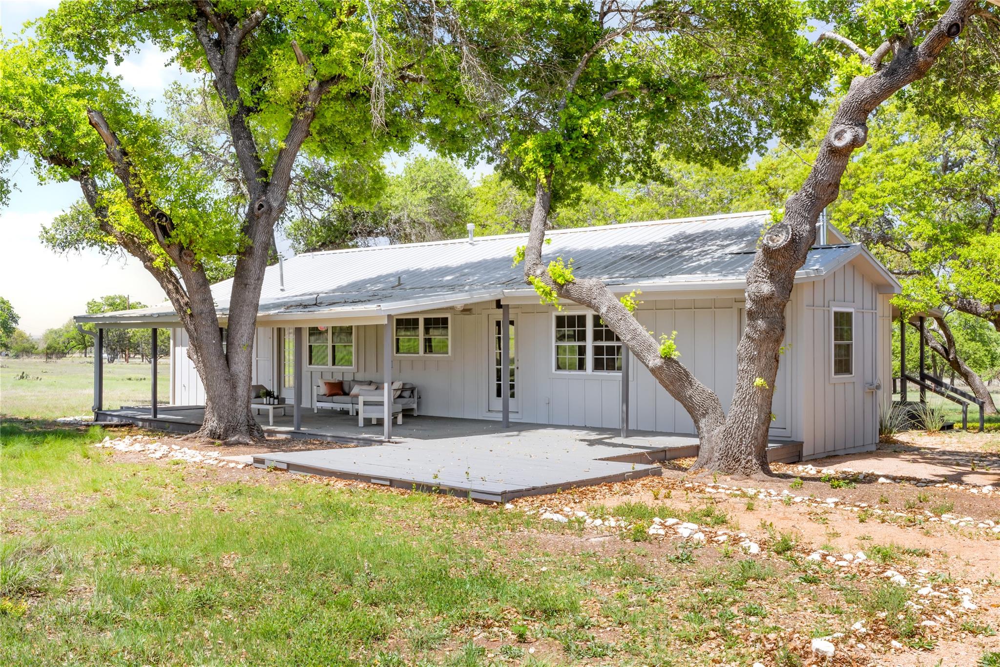 9695 W US 290 Highway, Hye, TX 78635