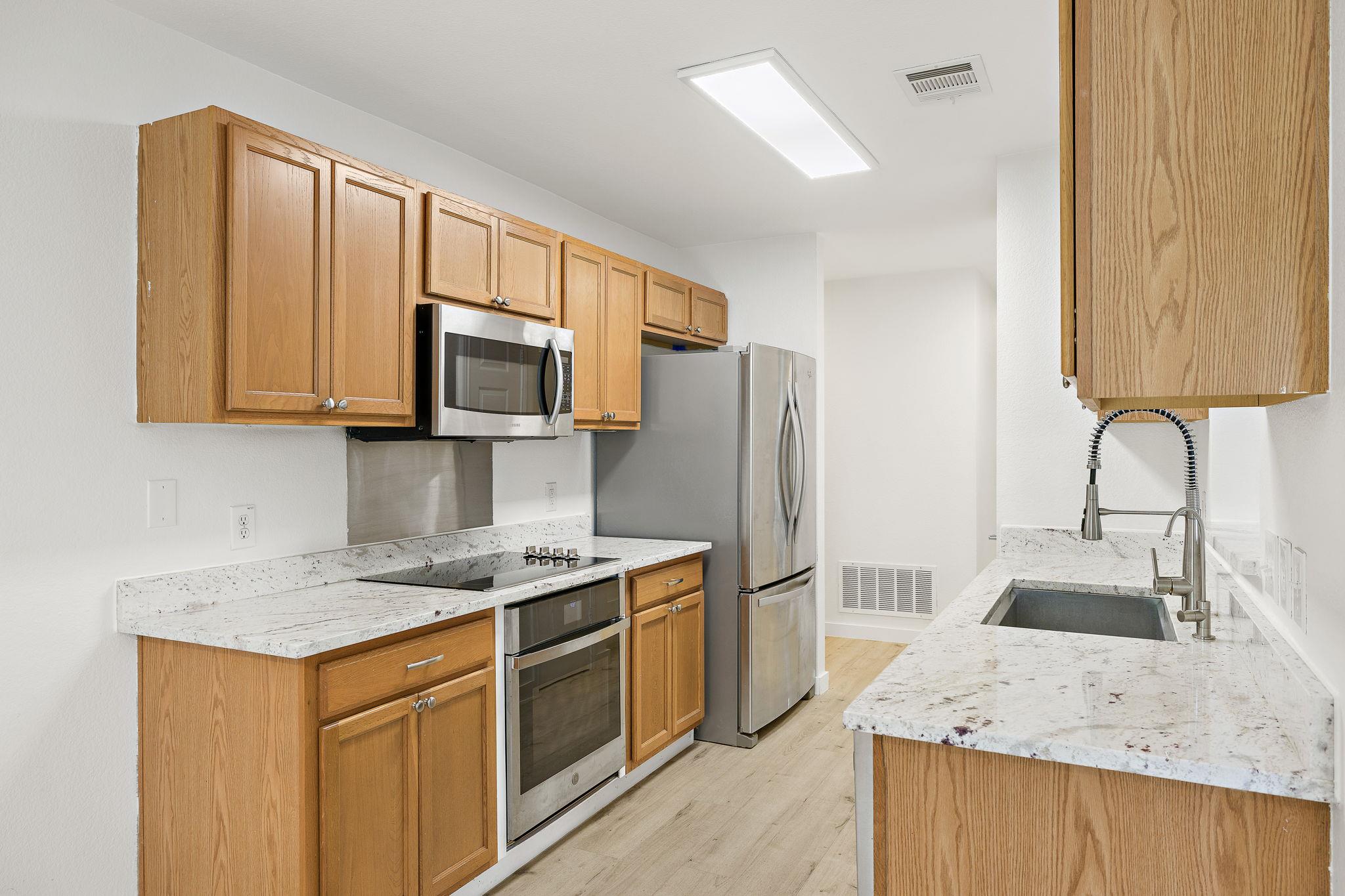 218 Altamont St, Hutto, TX 78634