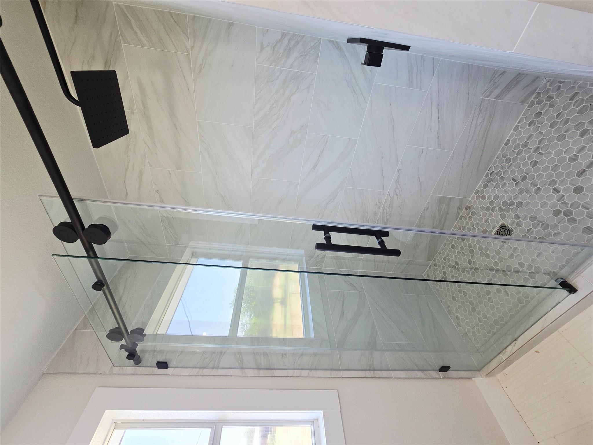 930 Elm Creek Rd, Rockdale, TX 76567