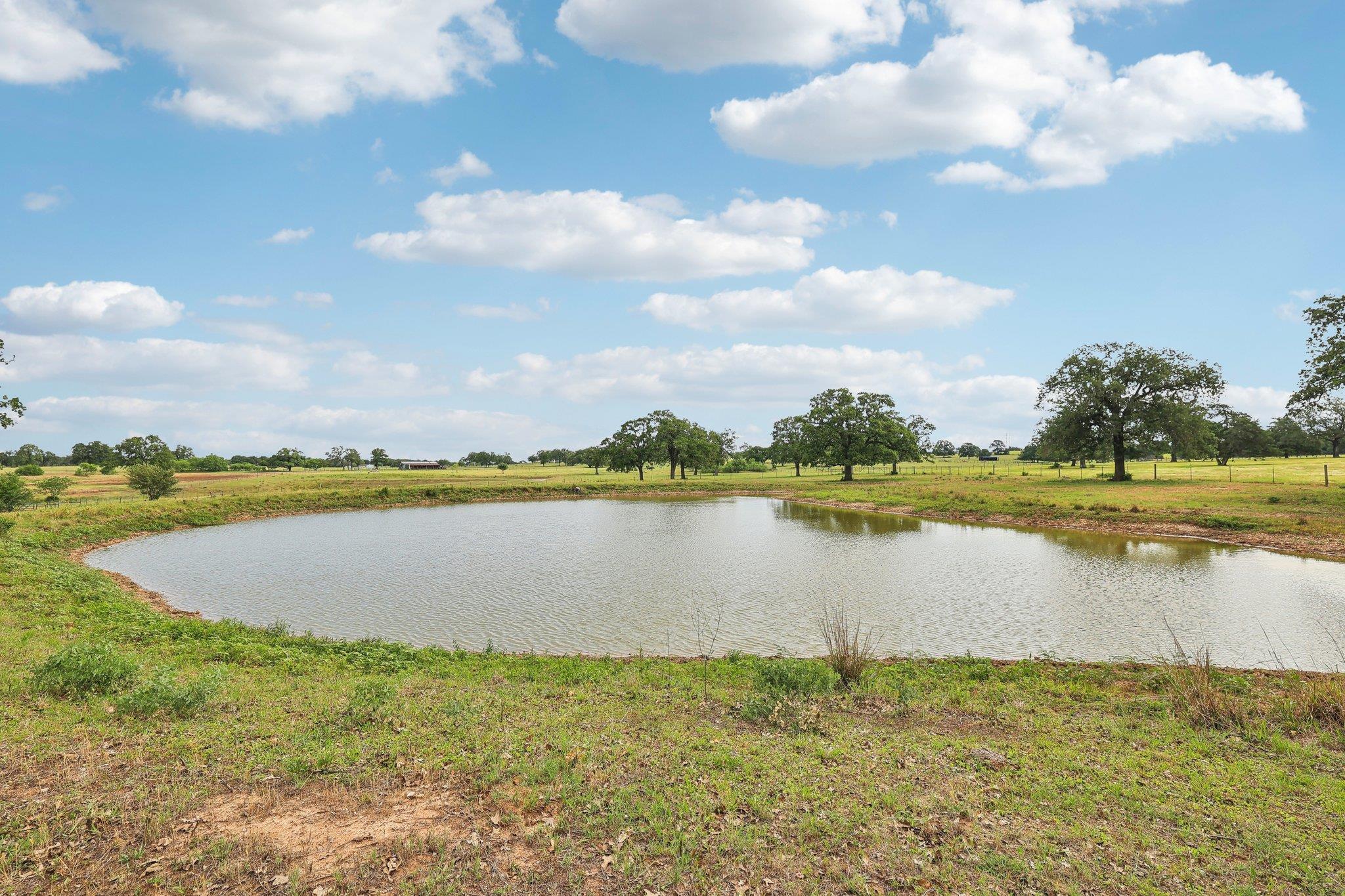 1200 County Road 211, Giddings, TX 78942