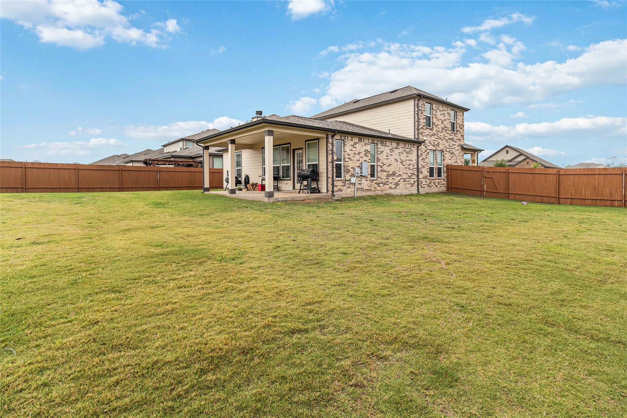 2017 Prickly Pear Dr, Bastrop, TX 78602