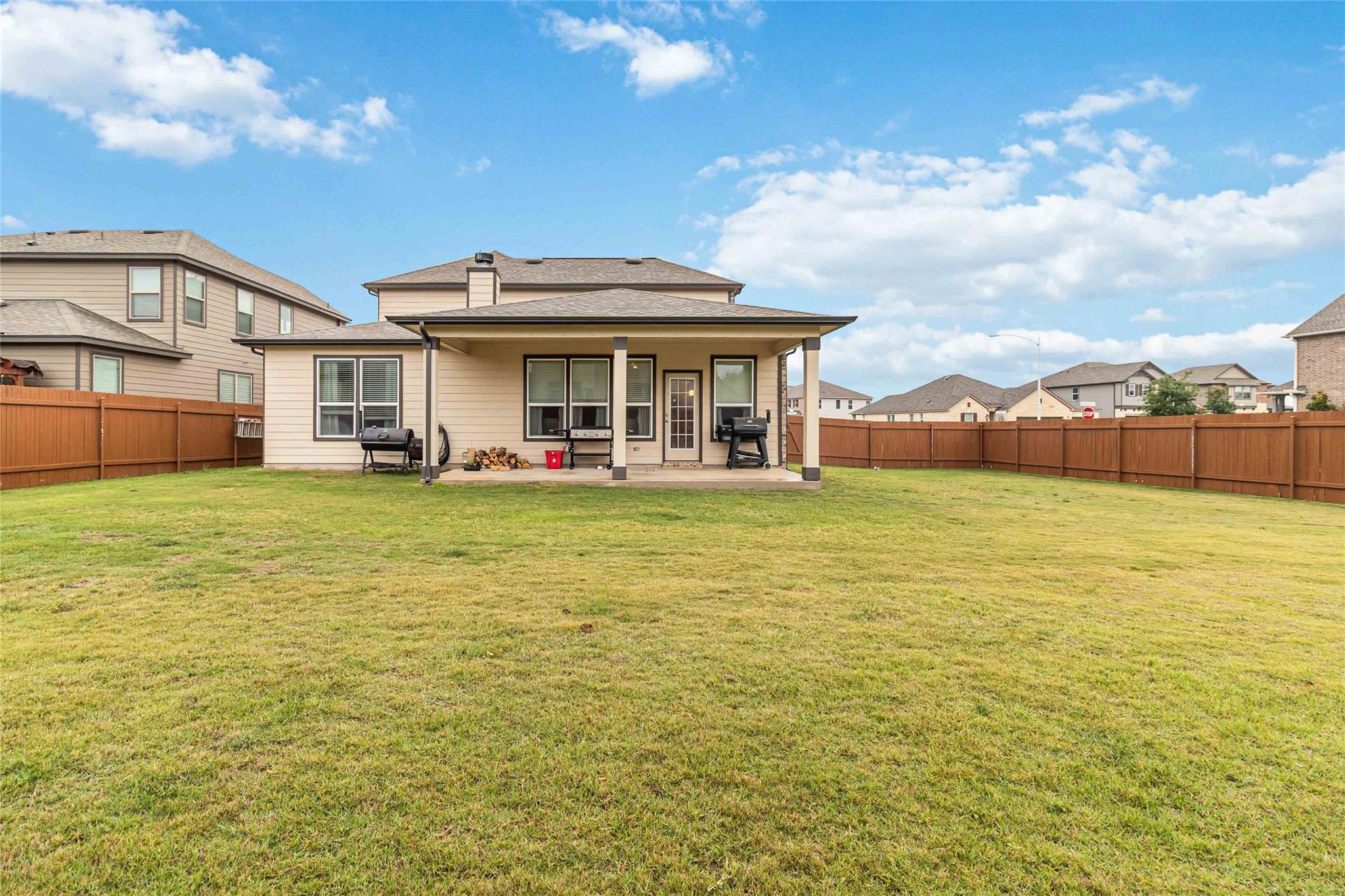2017 Prickly Pear Dr, Bastrop, TX 78602