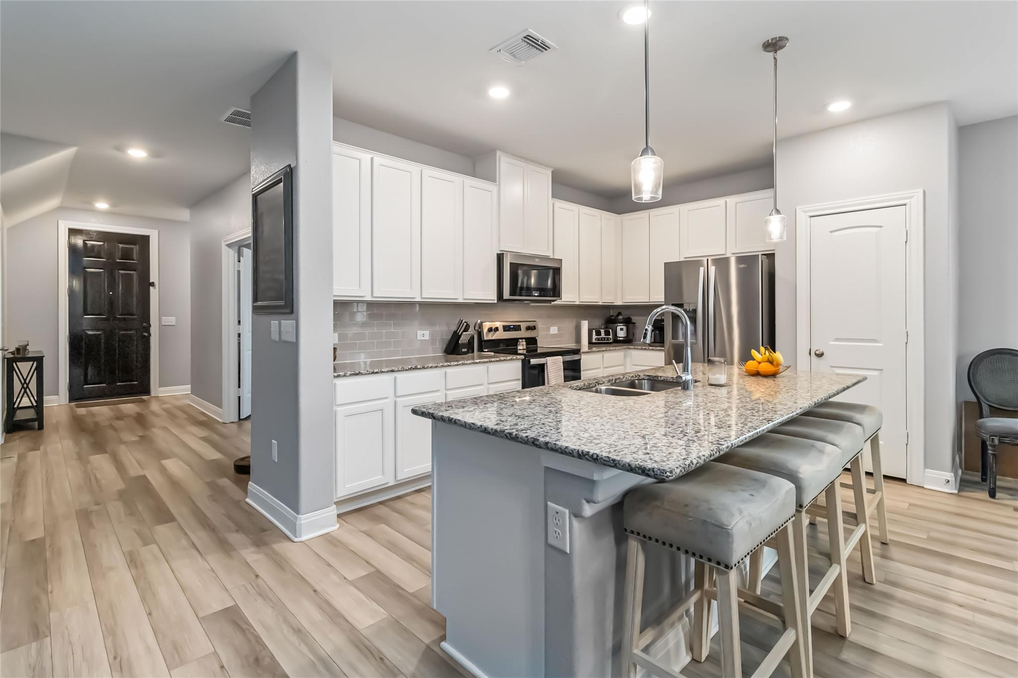2017 Prickly Pear Dr, Bastrop, TX 78602
