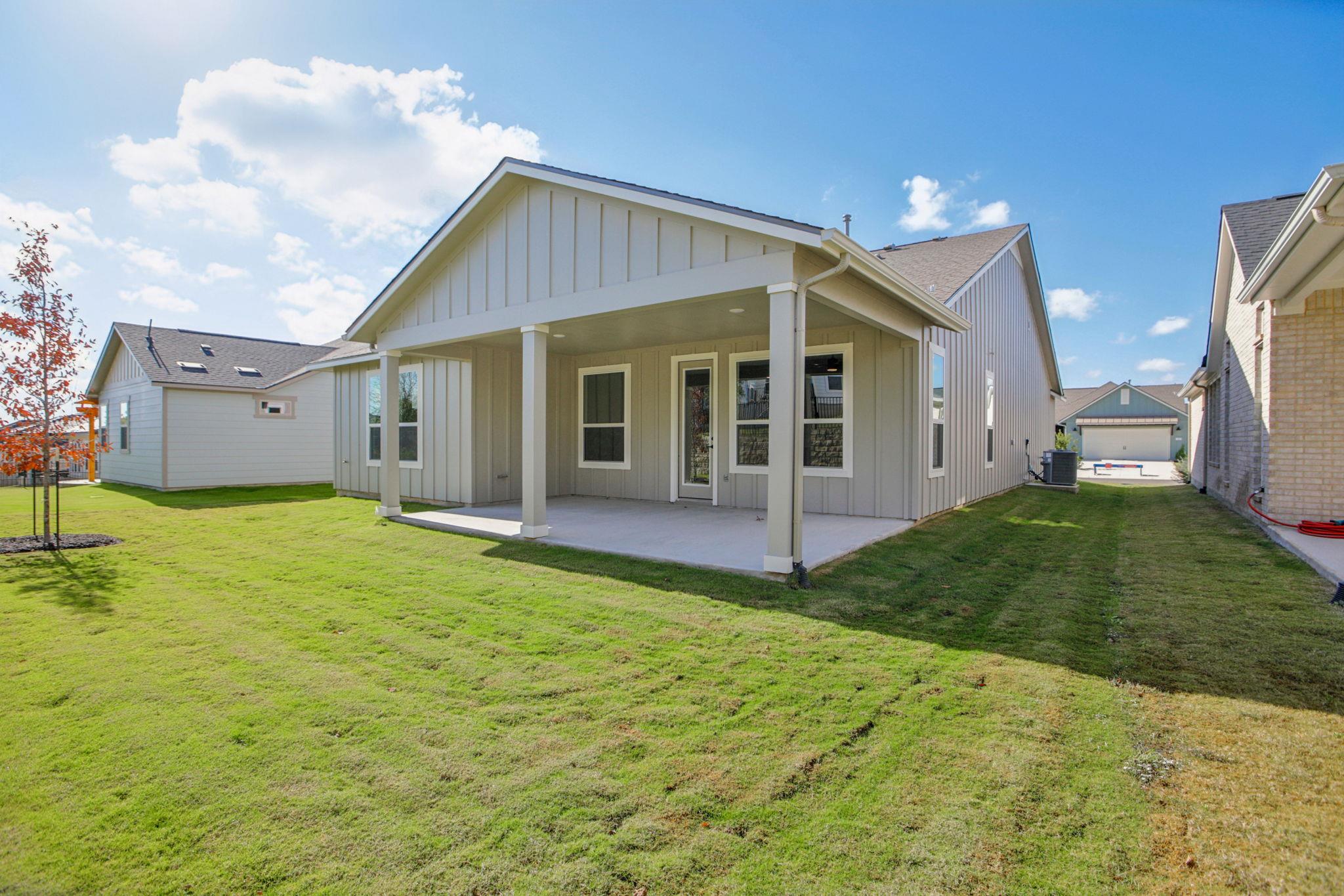 322 Sweeping Sage Ln, San Marcos, TX 78666