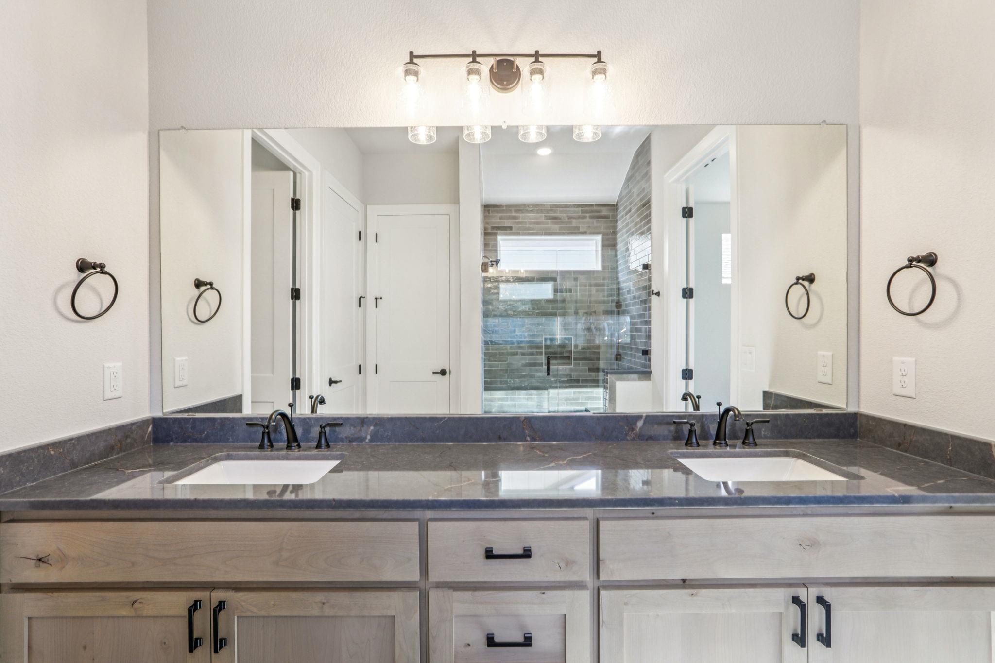 322 Sweeping Sage Ln, San Marcos, TX 78666