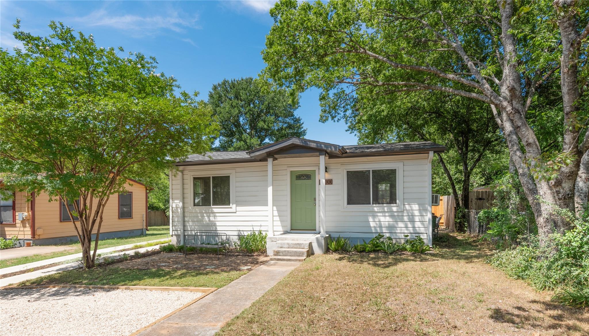 1300 Perez St # 1, Austin, TX 78721