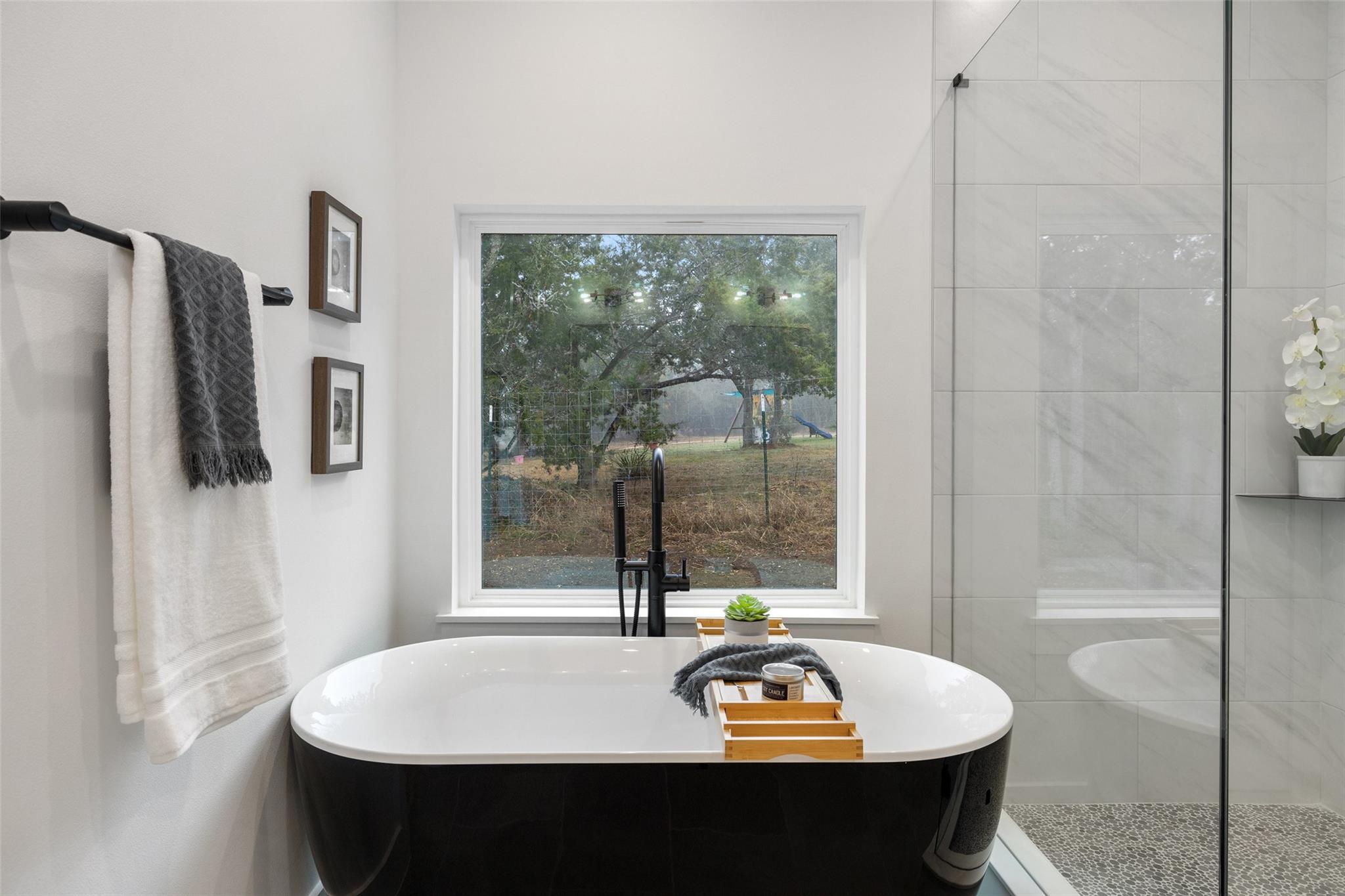 408 Rust Ranch Rd, Blanco, TX 78606