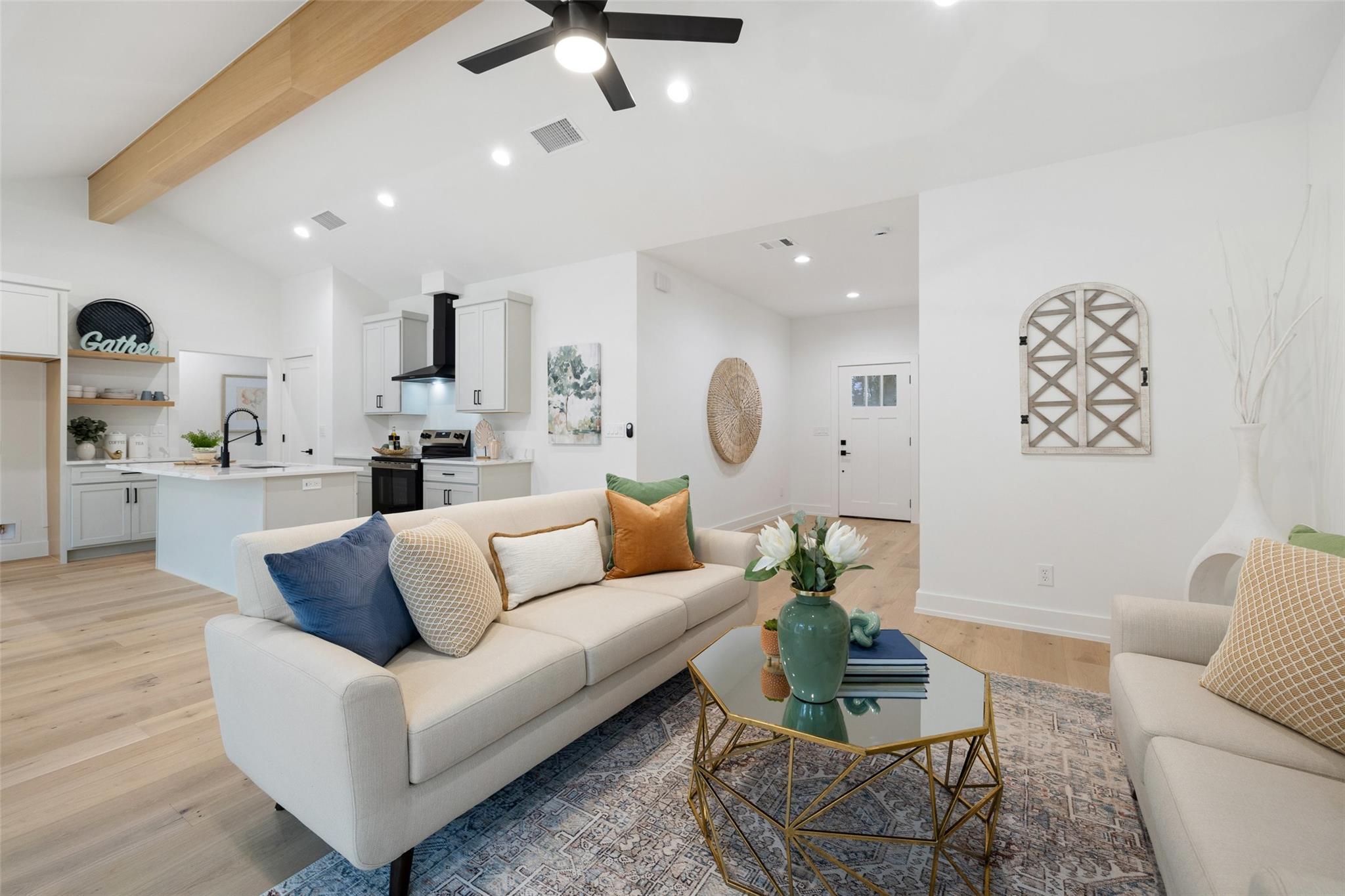 408 Rust Ranch Rd, Blanco, TX 78606