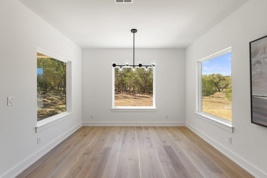 408 Rust Ranch Rd, Blanco, TX 78606