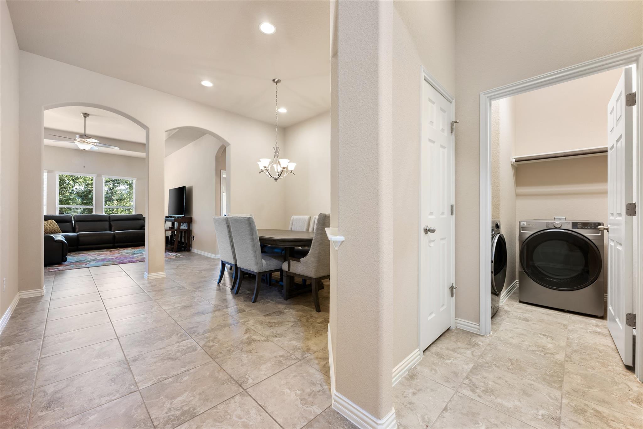 8113 Cannon Ct, Lago Vista, TX 78645