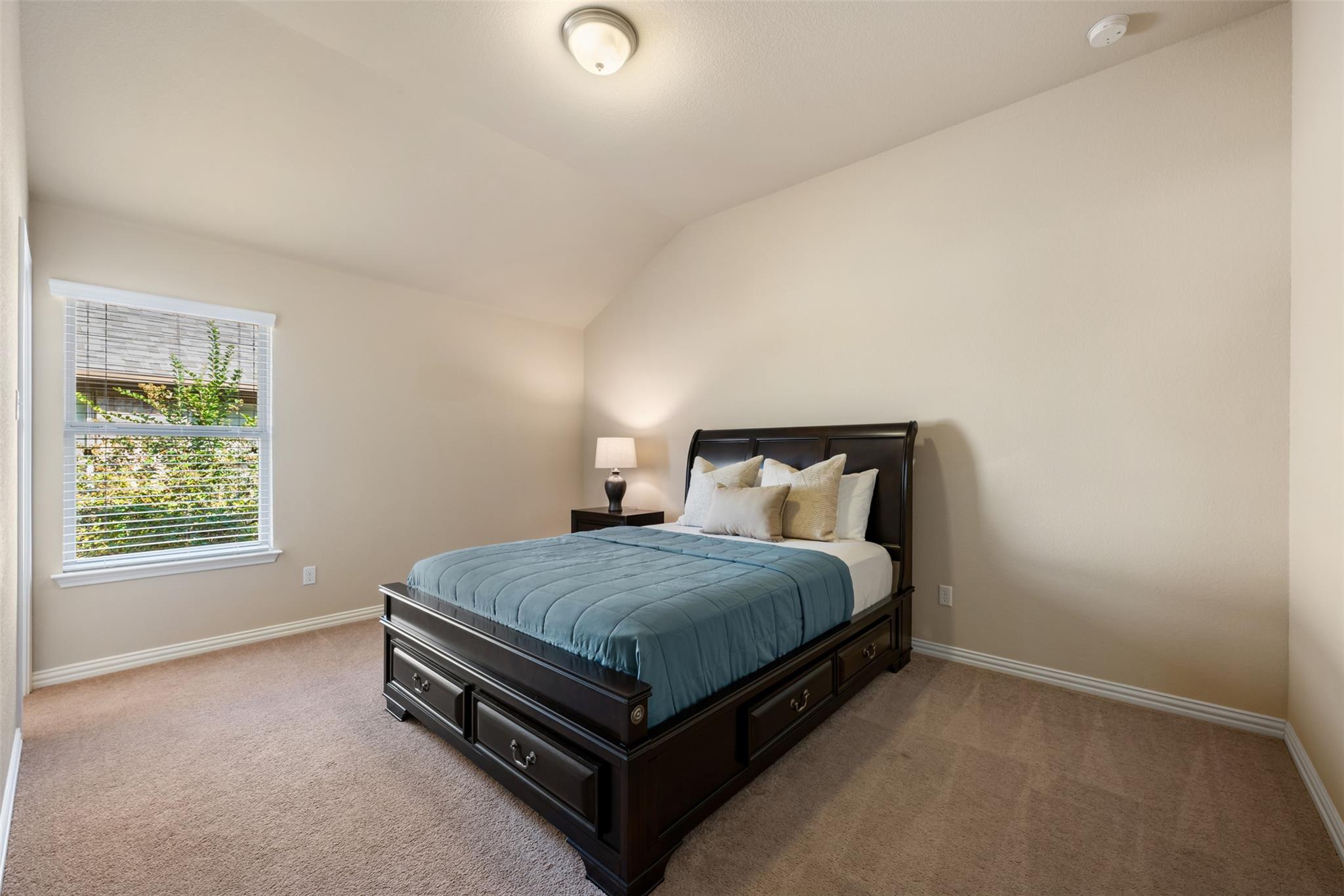 8113 Cannon Ct, Lago Vista, TX 78645