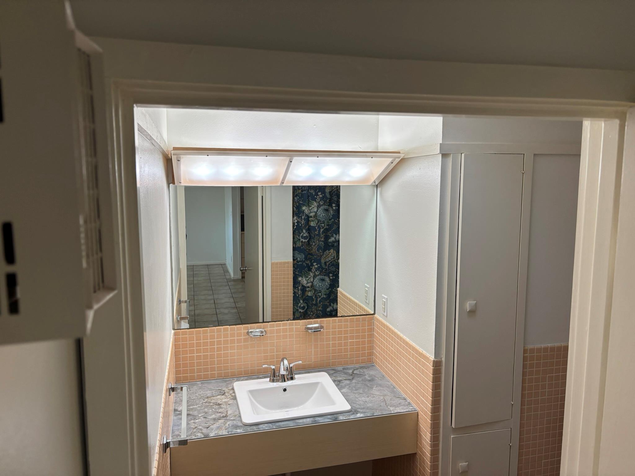 1714 Summit Vw # 3, Austin, TX 78703