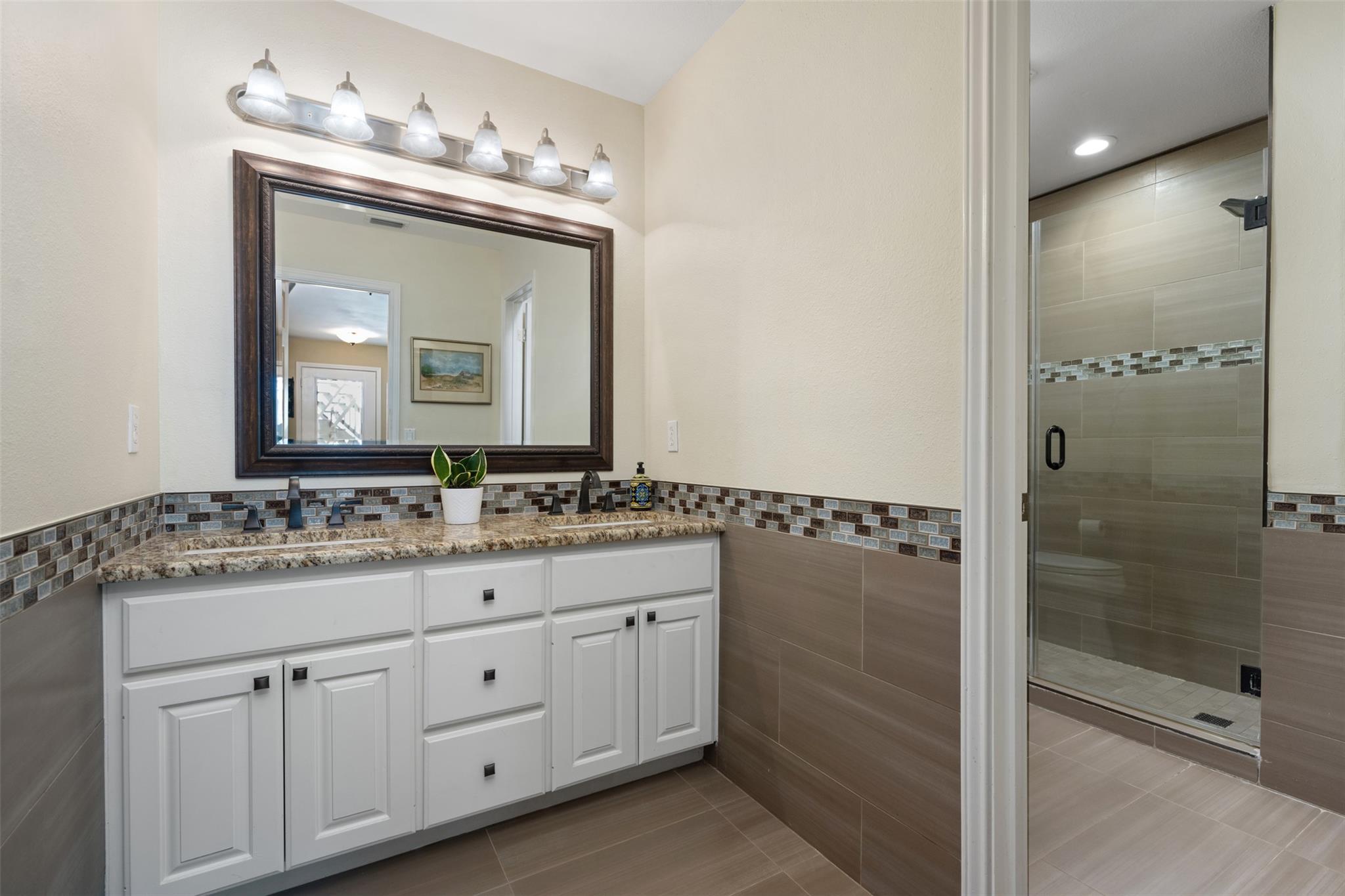 2400 W Fitzhugh Rd, Dripping Springs, TX 78620