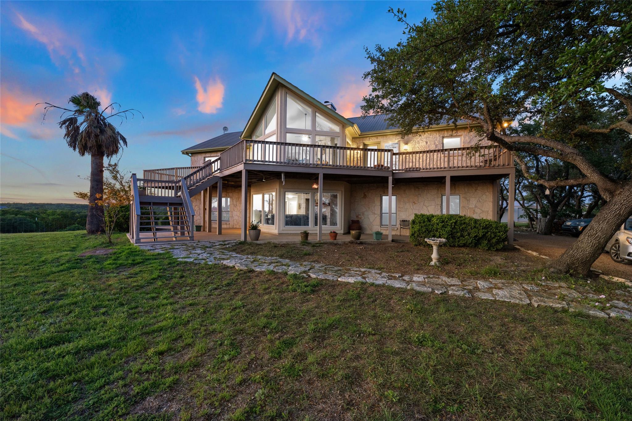 2400 W Fitzhugh Rd, Dripping Springs, TX 78620