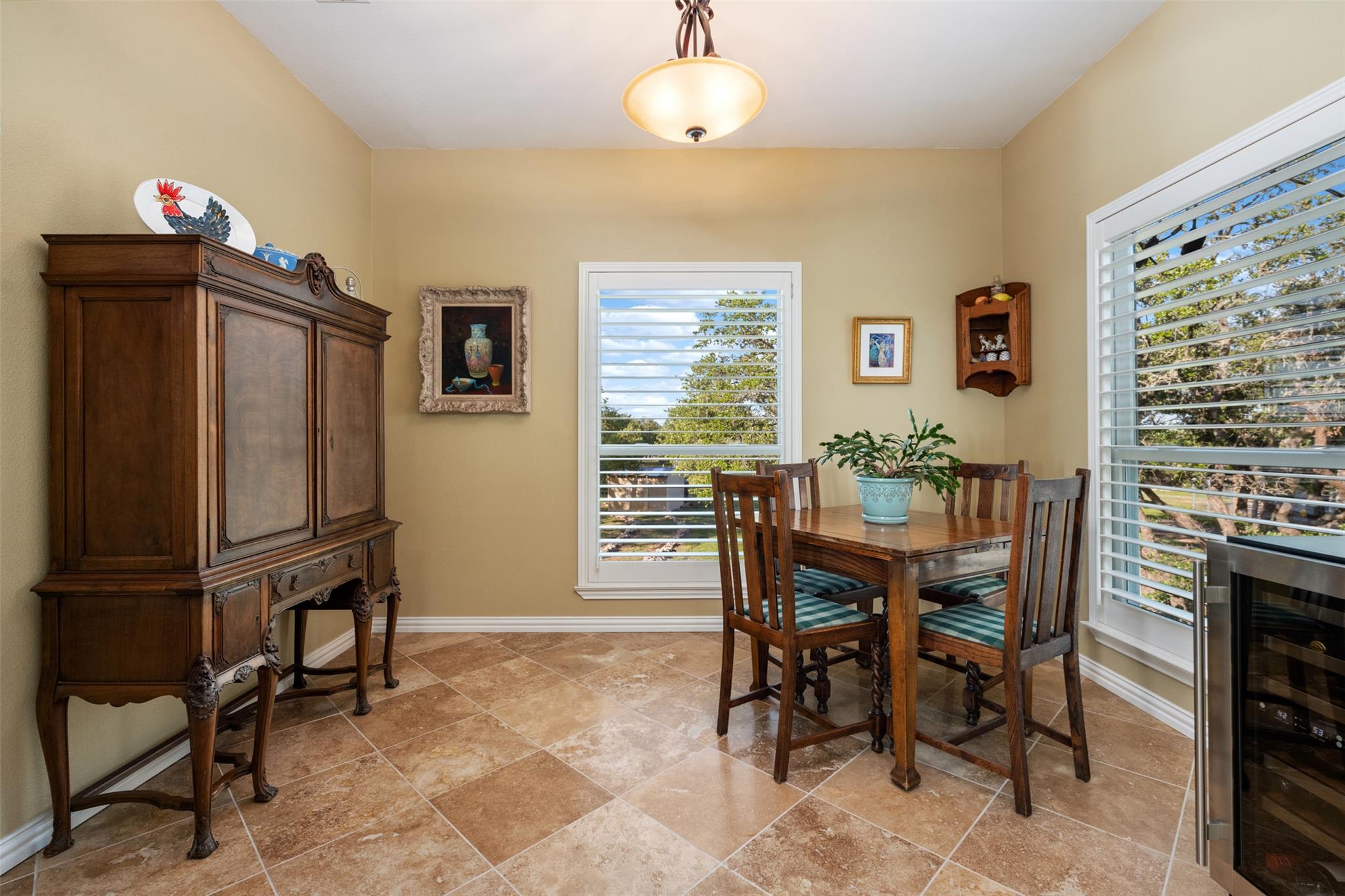 2400 W Fitzhugh Rd, Dripping Springs, TX 78620