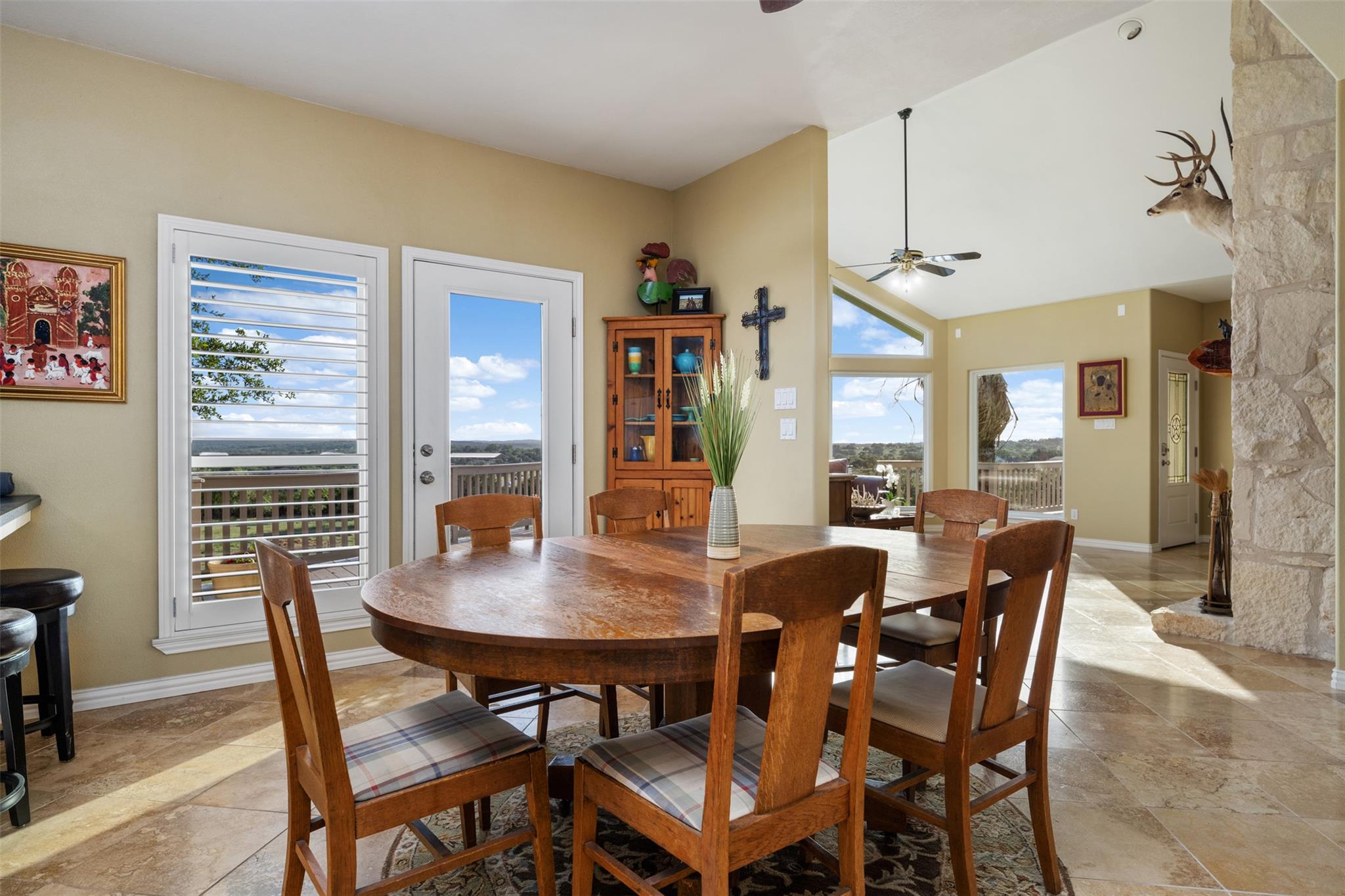 2400 W Fitzhugh Rd, Dripping Springs, TX 78620