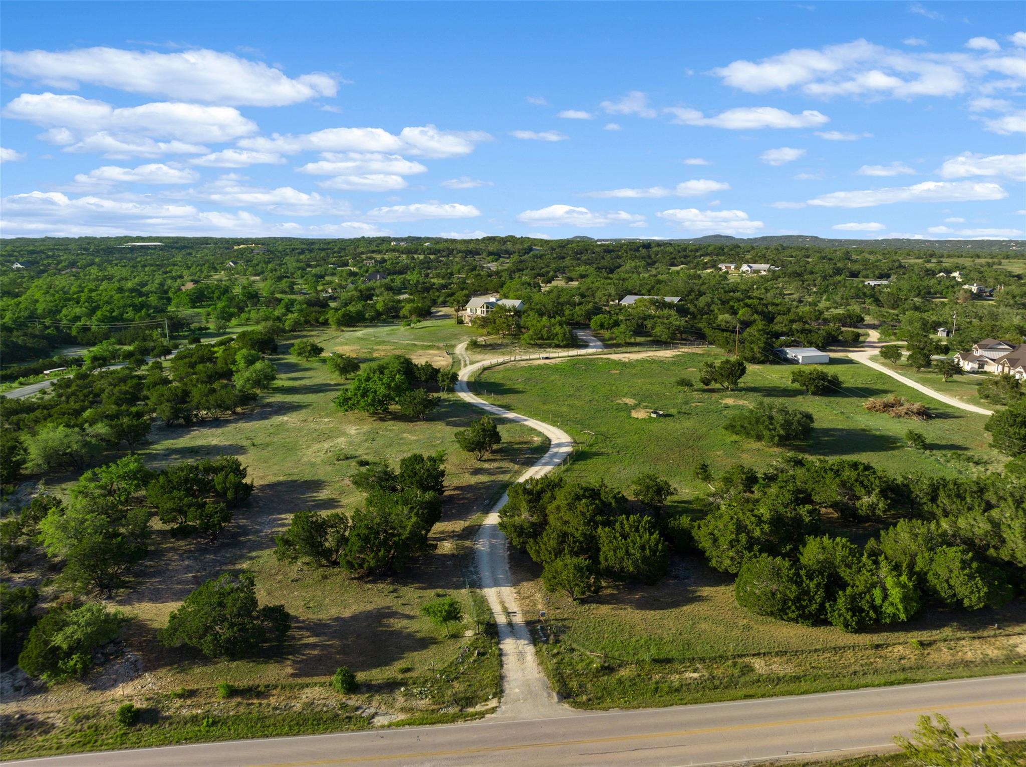 2400 W Fitzhugh Rd, Dripping Springs, TX 78620