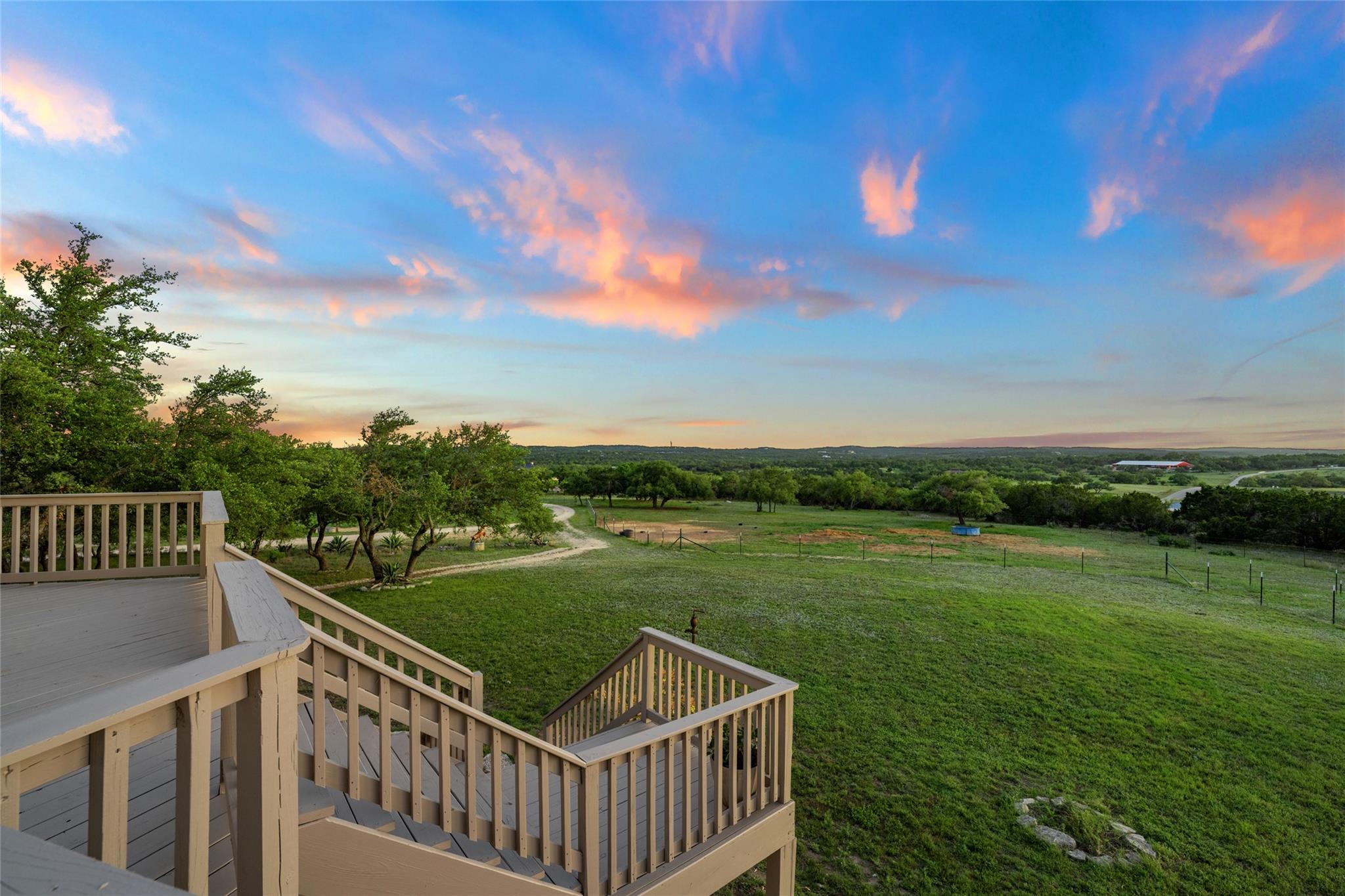 2400 W Fitzhugh Rd, Dripping Springs, TX 78620