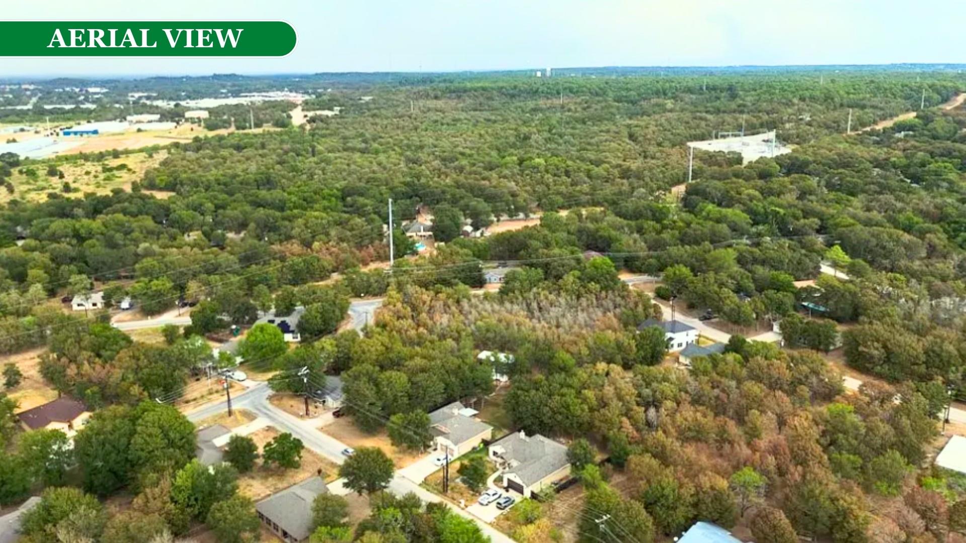 000 N Kaupo Dr, Bastrop, TX 78602