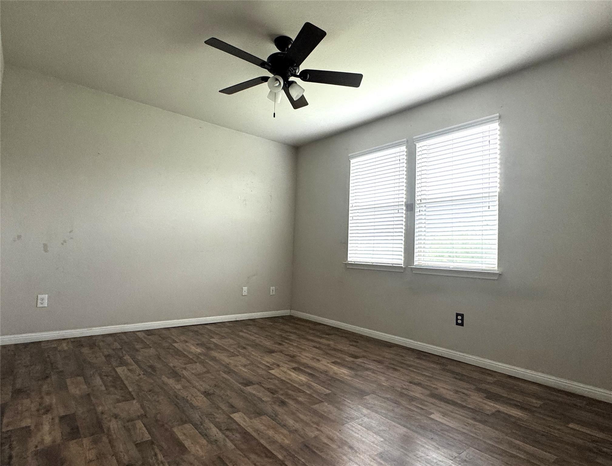 253 Eagle Brook Ln, Buda, TX 78610