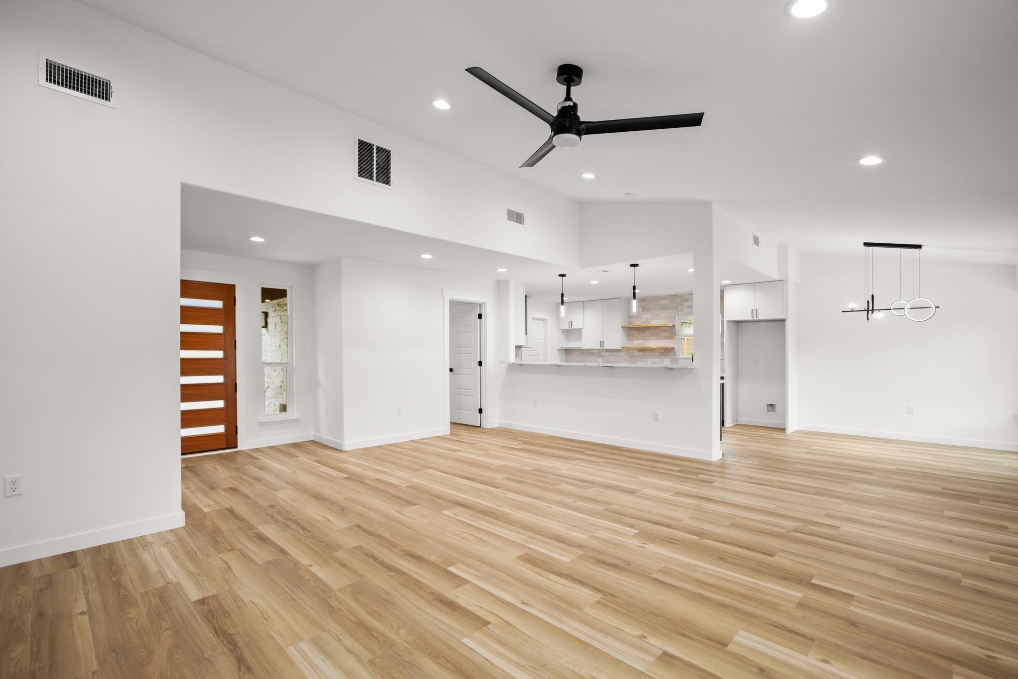 11615 February Dr, Austin, TX 78753