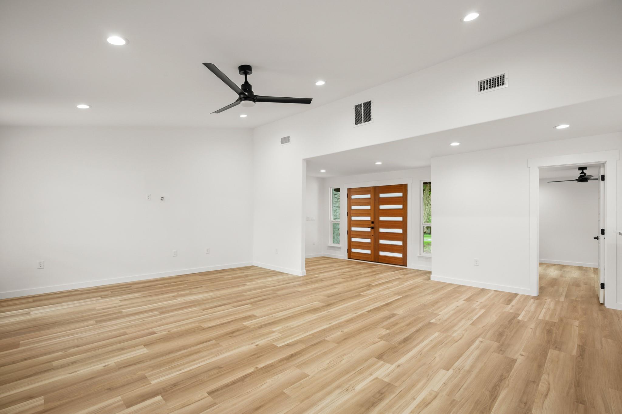 11615 February Dr, Austin, TX 78753