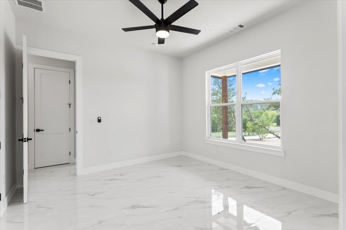 123 Wagon Wheel Trl, Bertram, TX 78605