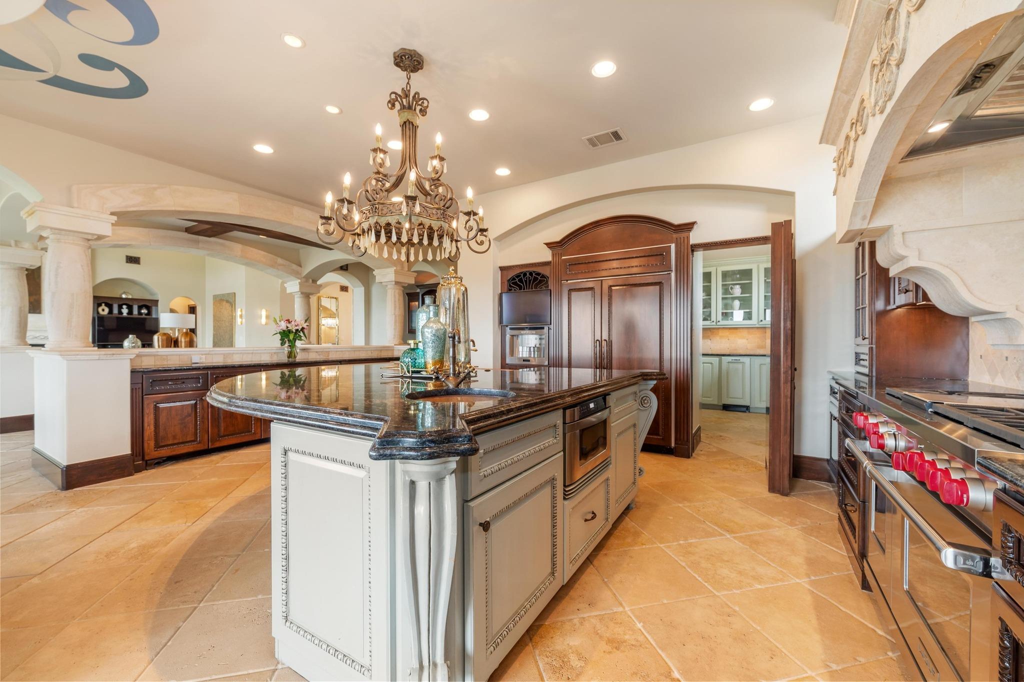 219 CANYON TURN Trl, Lakeway, TX 78734
