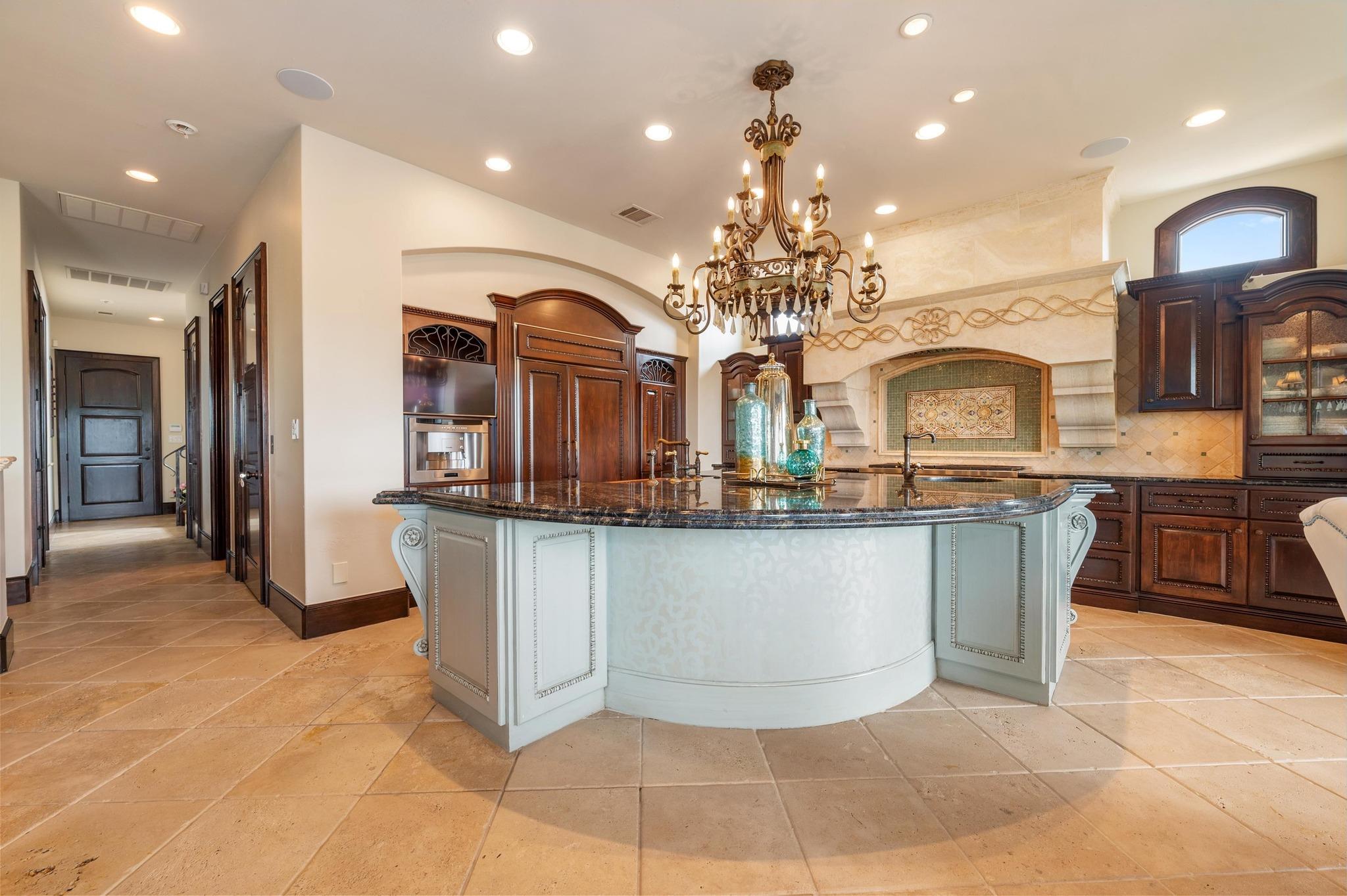 219 CANYON TURN Trl, Lakeway, TX 78734