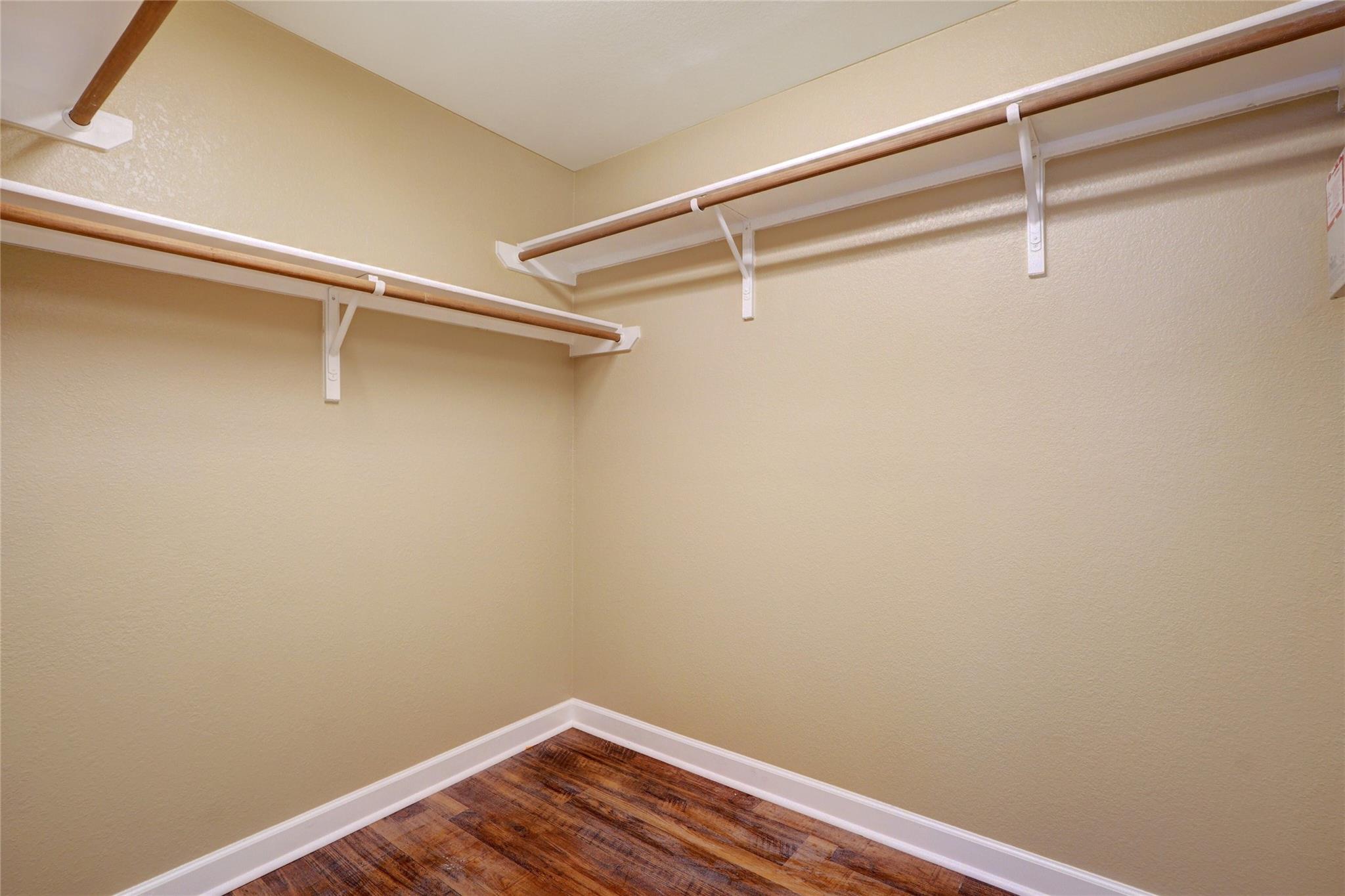 136 Holmstrom St, Hutto, TX 78634