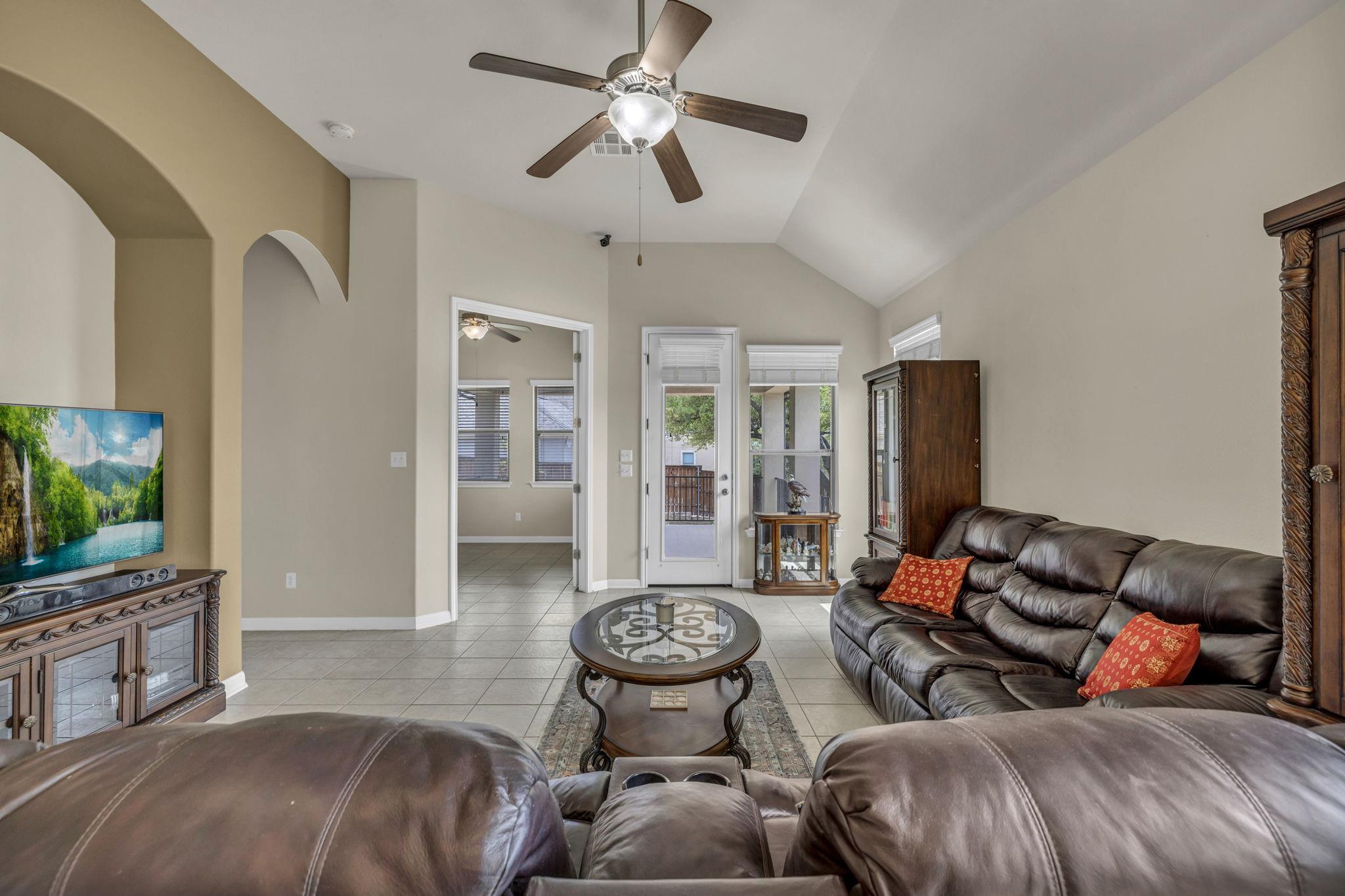 3821 Tordera Dr, Austin, TX 78738