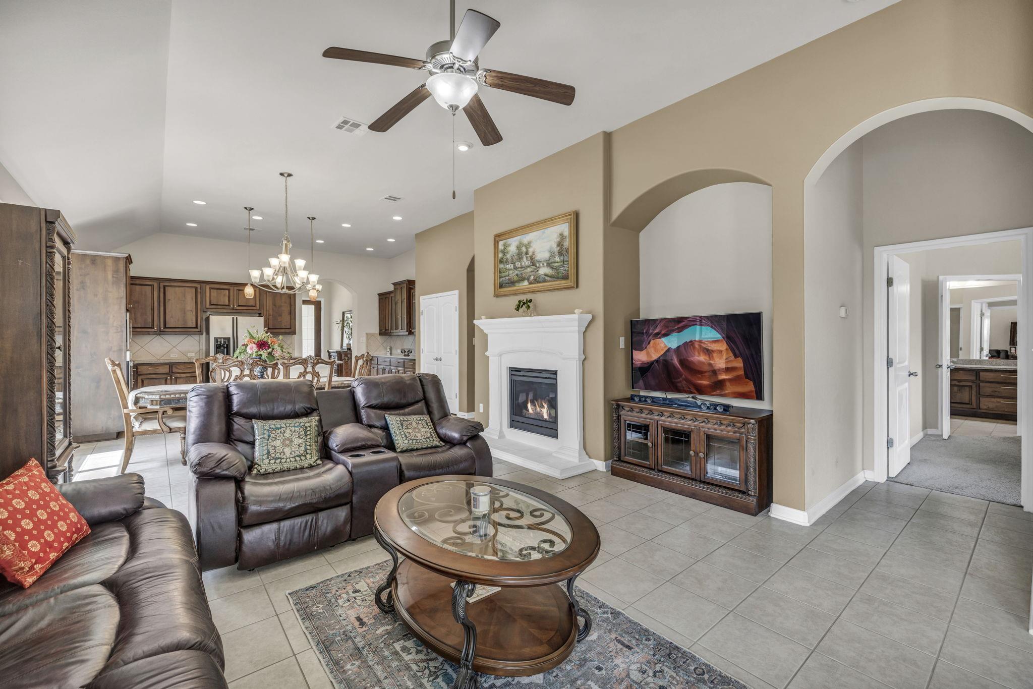 3821 Tordera Dr, Austin, TX 78738