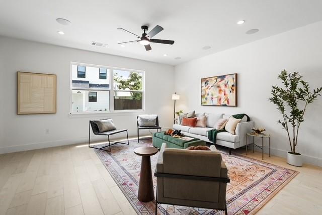 1500 Sylvan Glade Rd # 2B, Austin, TX 78745